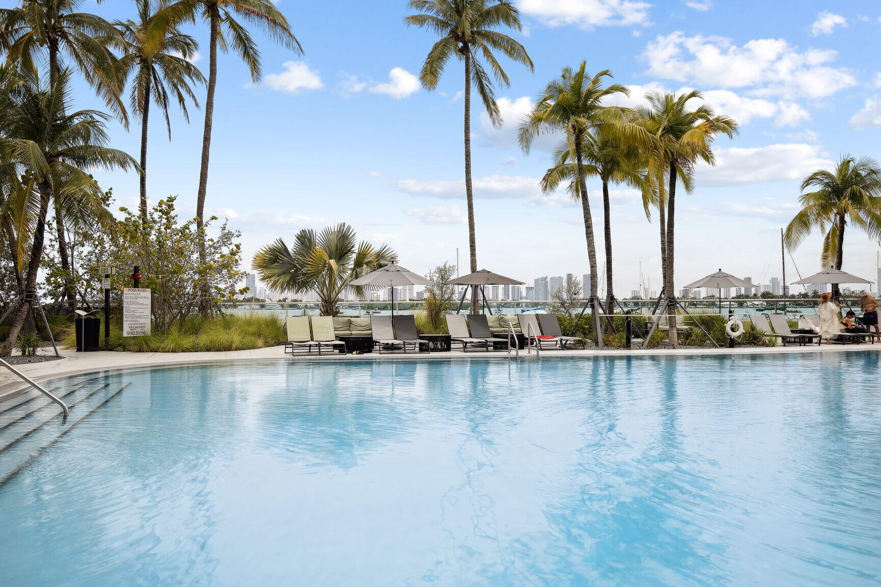 1500 Bay #364 Miami Beach, FL 33139