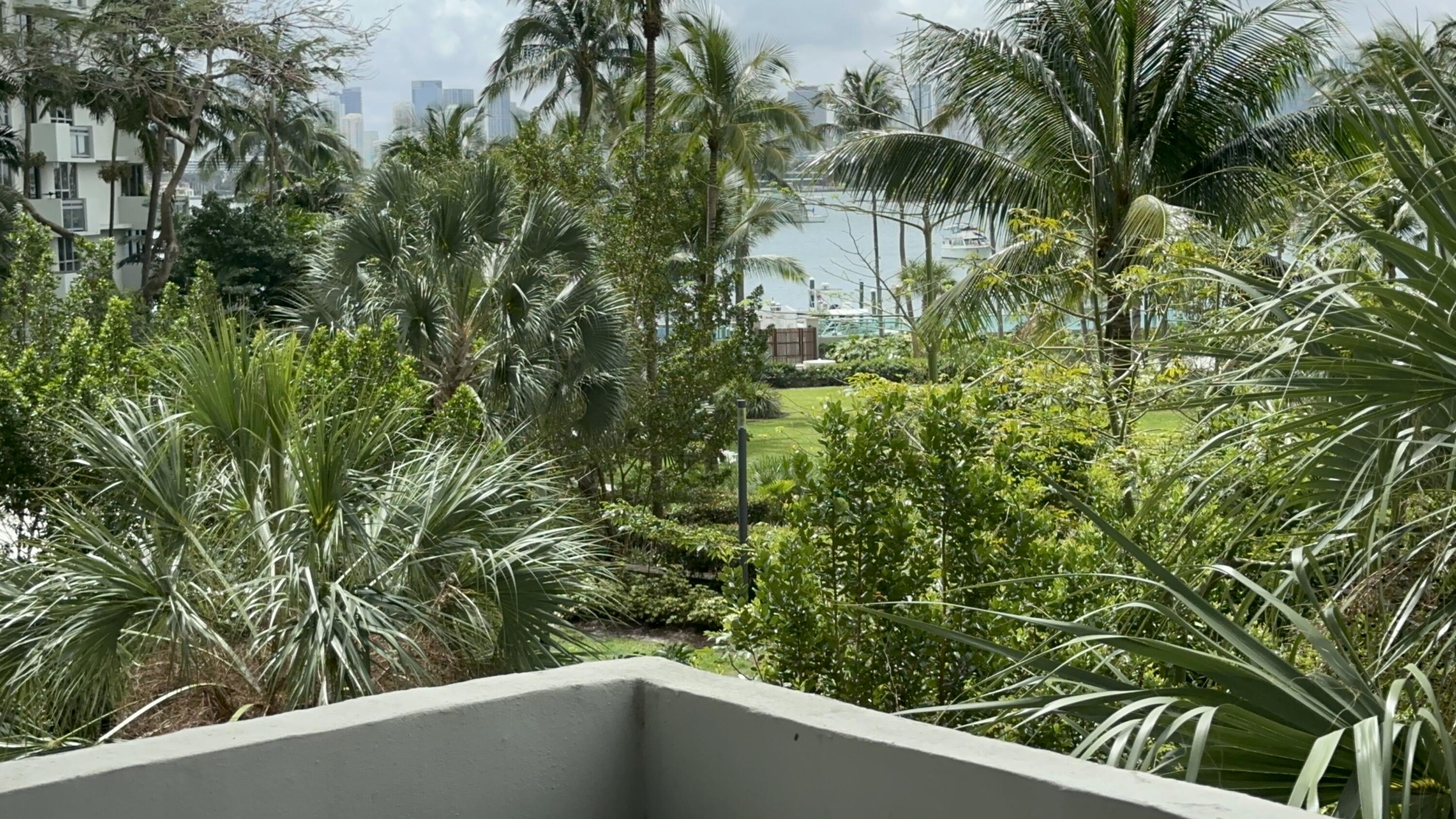 1500 Bay #364 Miami Beach, FL 33139