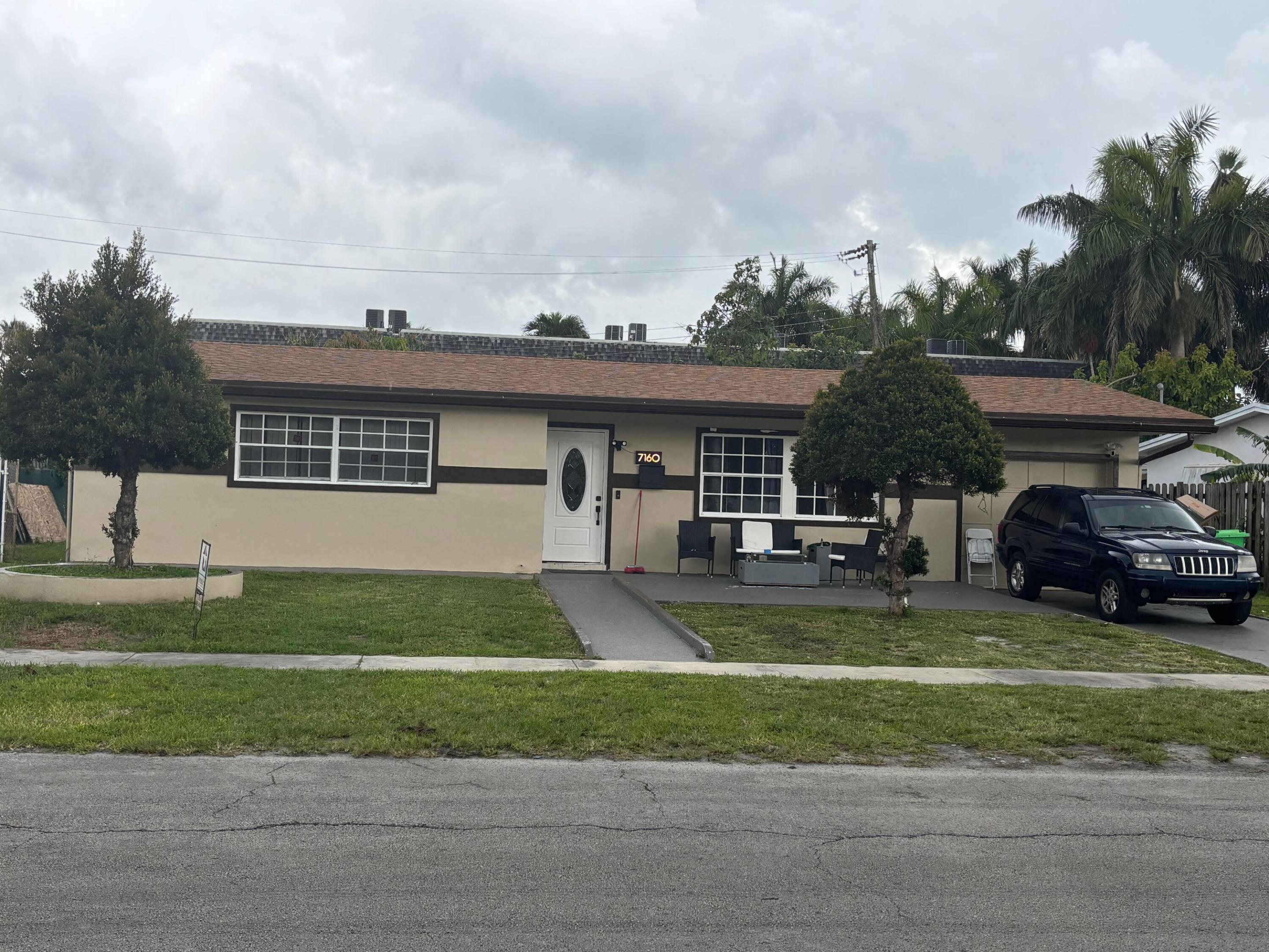7160 NW 24th