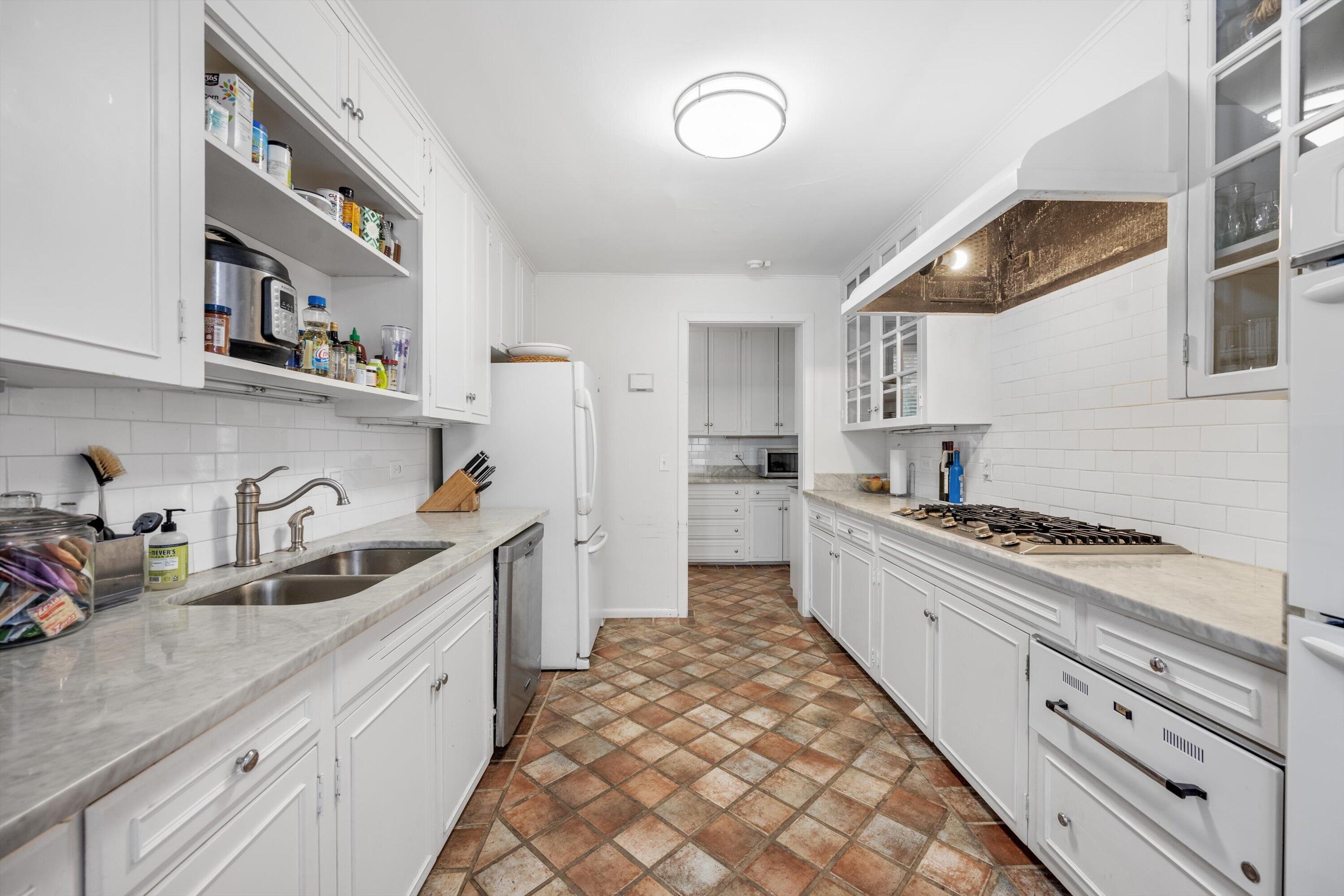 258 Pendleton Palm Beach, FL 33480