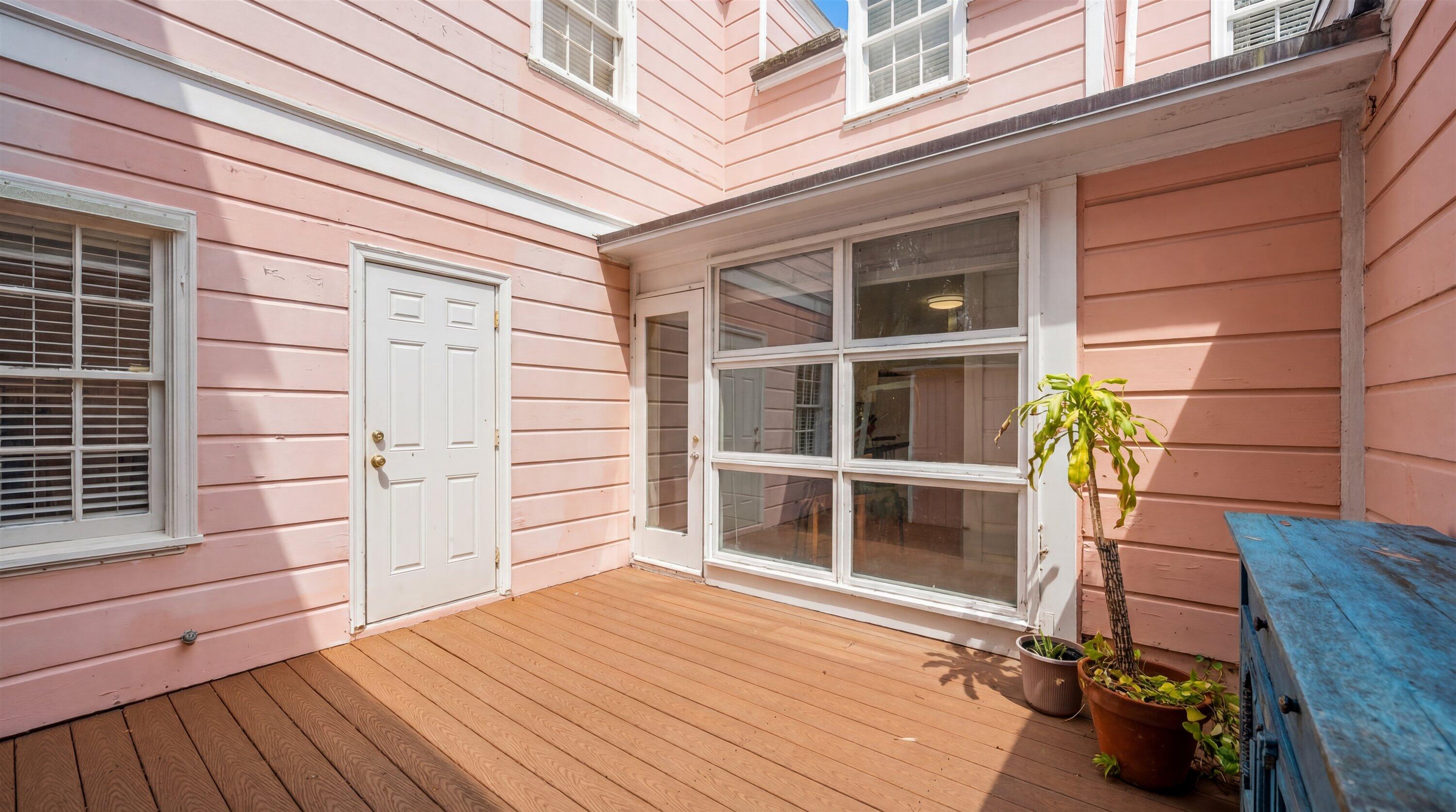 258 Pendleton Palm Beach, FL 33480