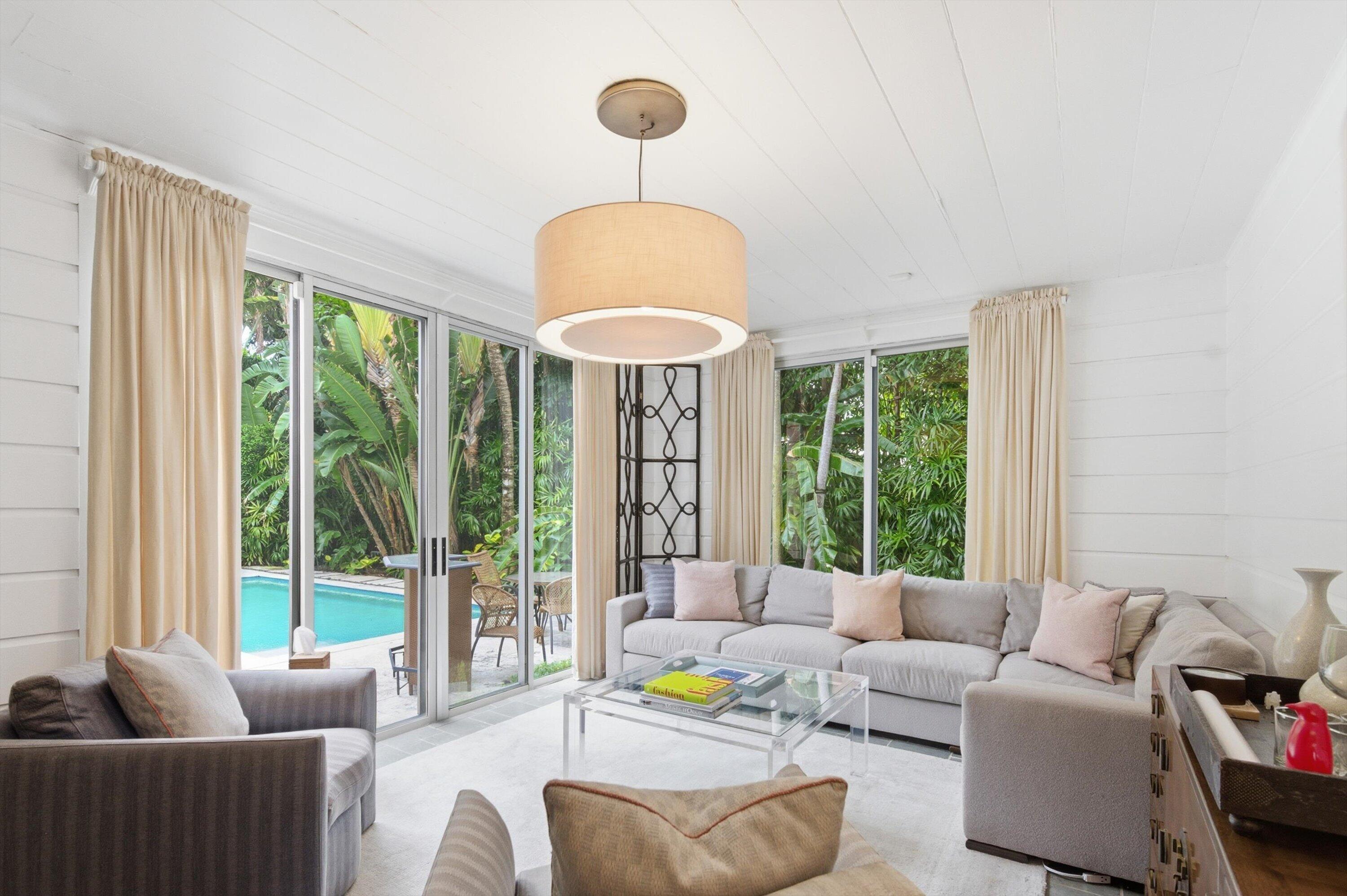 258 Pendleton Palm Beach, FL 33480