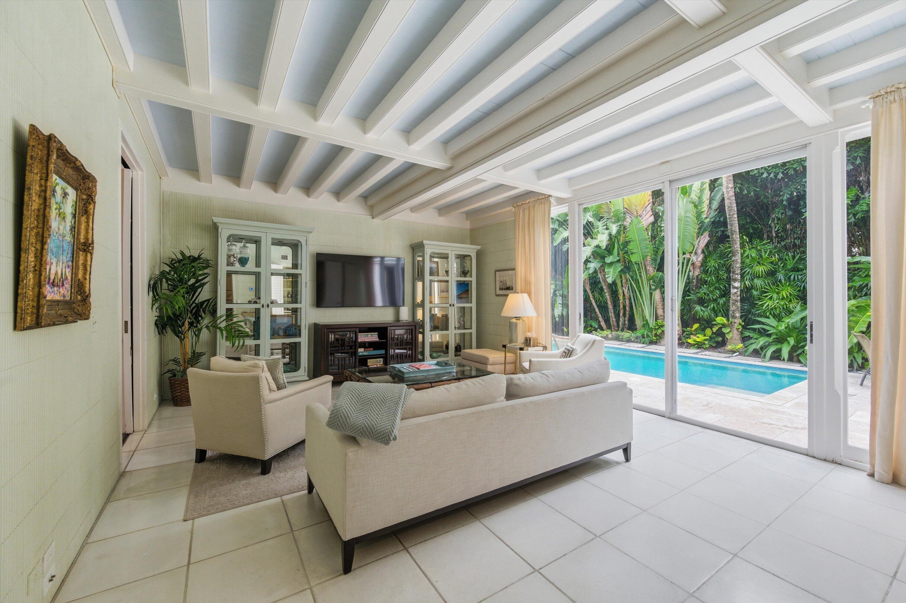 258 Pendleton Palm Beach, FL 33480