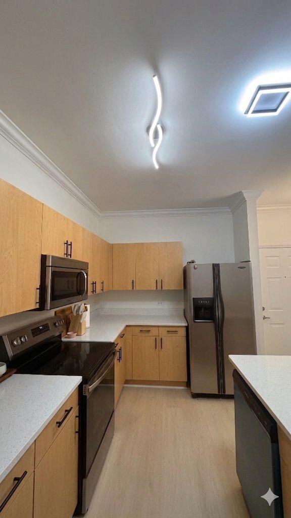 533 NE 3rd #120