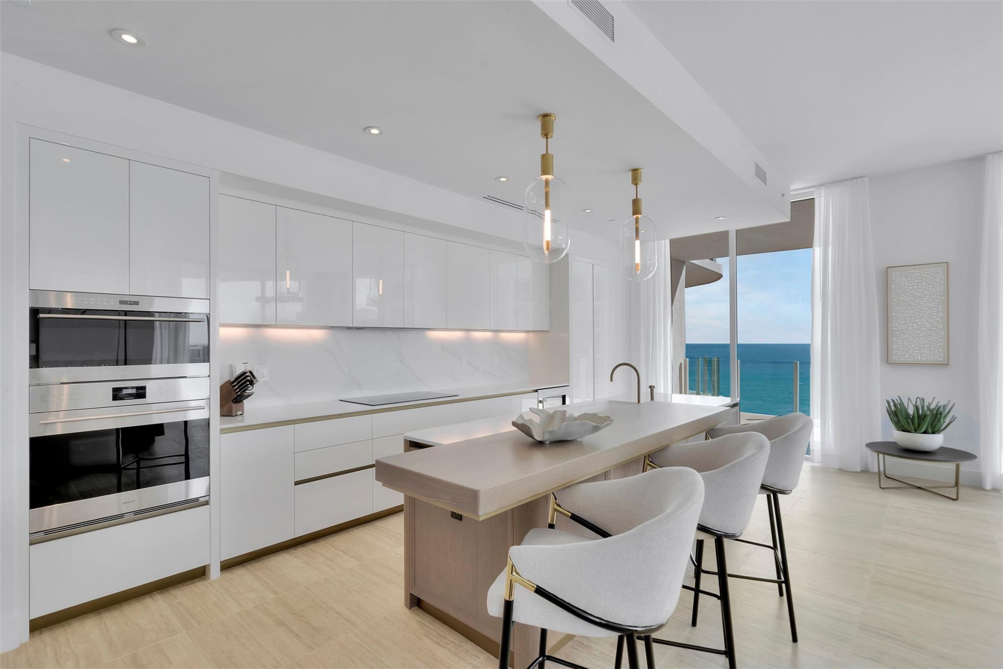 525 N Fort Lauderdale Bch #1903 Fort Lauderdale, FL 33304