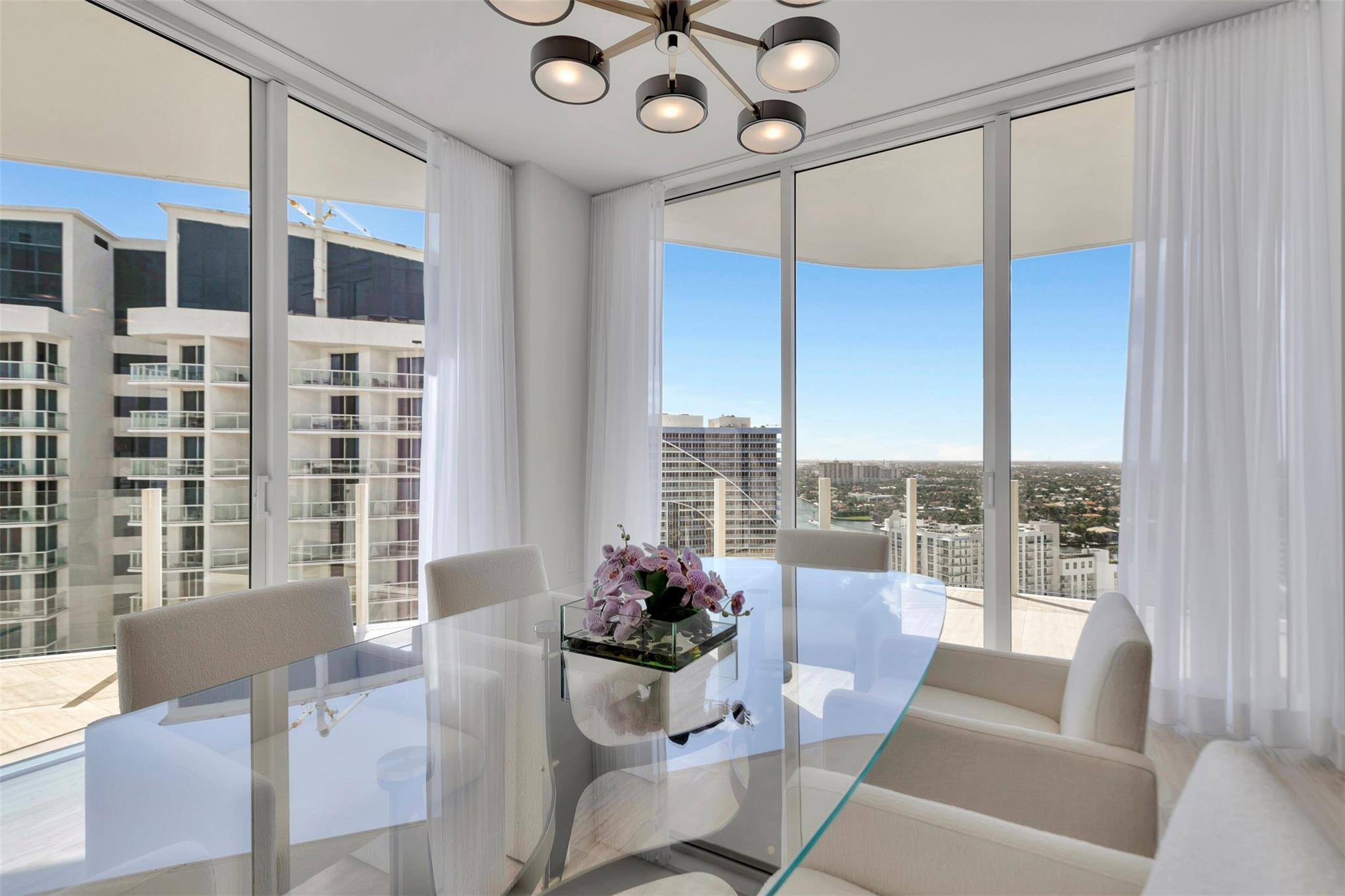 525 N Fort Lauderdale Bch #1903 Fort Lauderdale, FL 33304