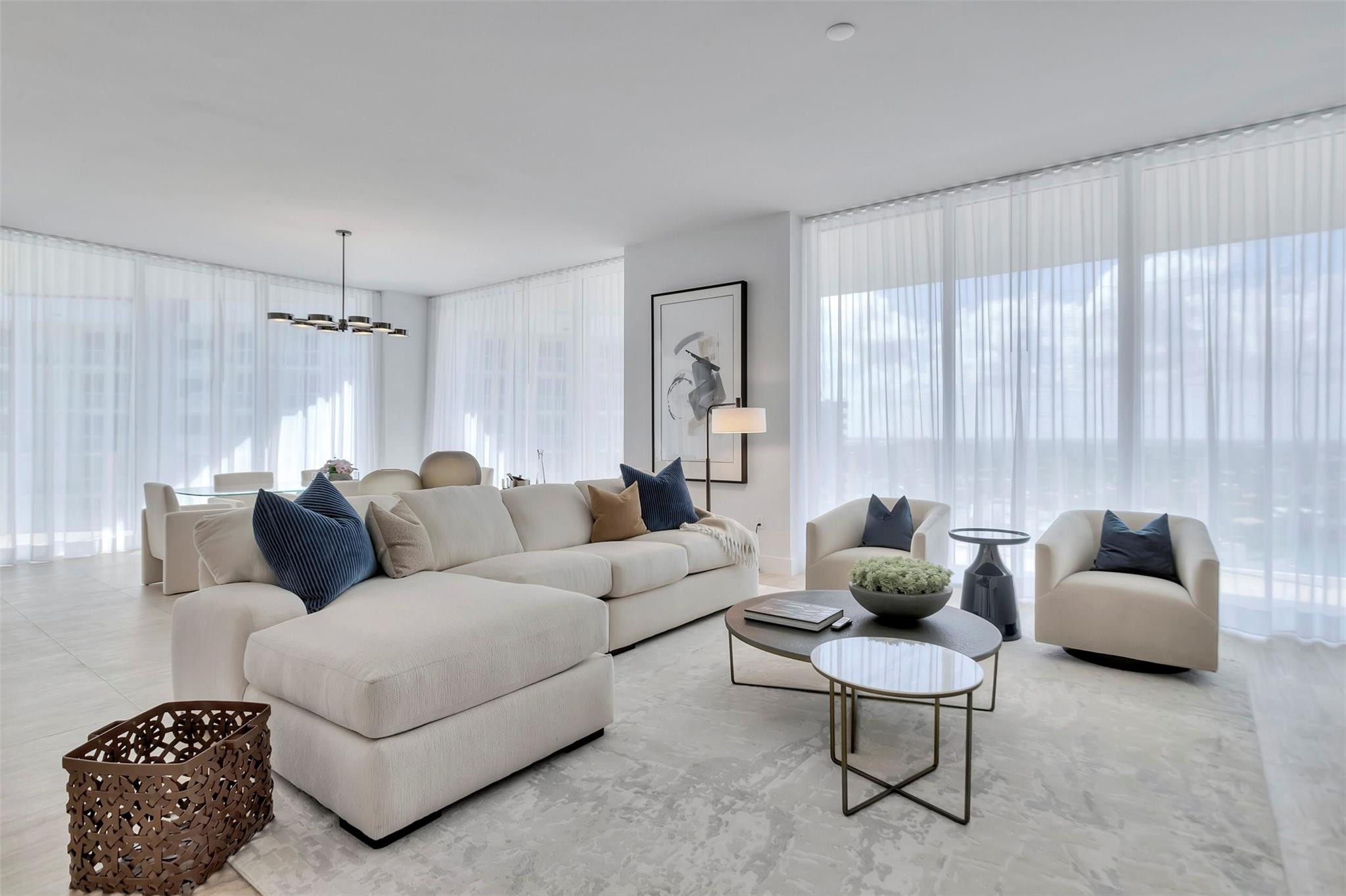 525 N Fort Lauderdale Bch #1903 Fort Lauderdale, FL 33304