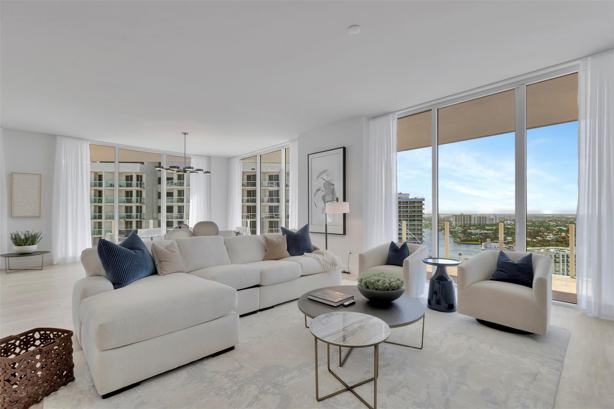 525 N Fort Lauderdale Bch #1903 Fort Lauderdale, FL 33304