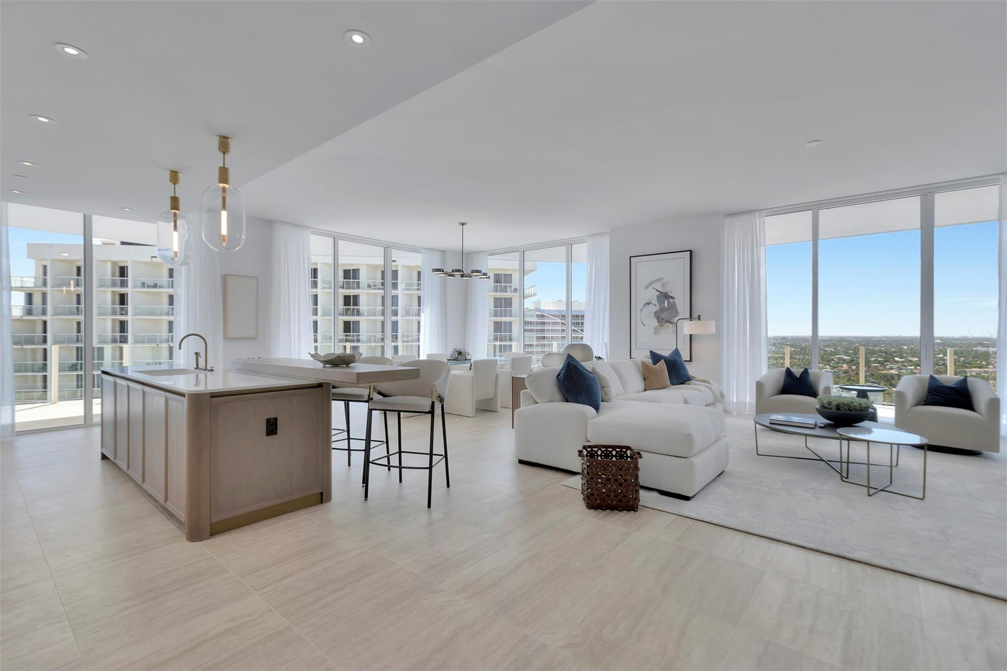 525 N Fort Lauderdale Bch #1903 Fort Lauderdale, FL 33304
