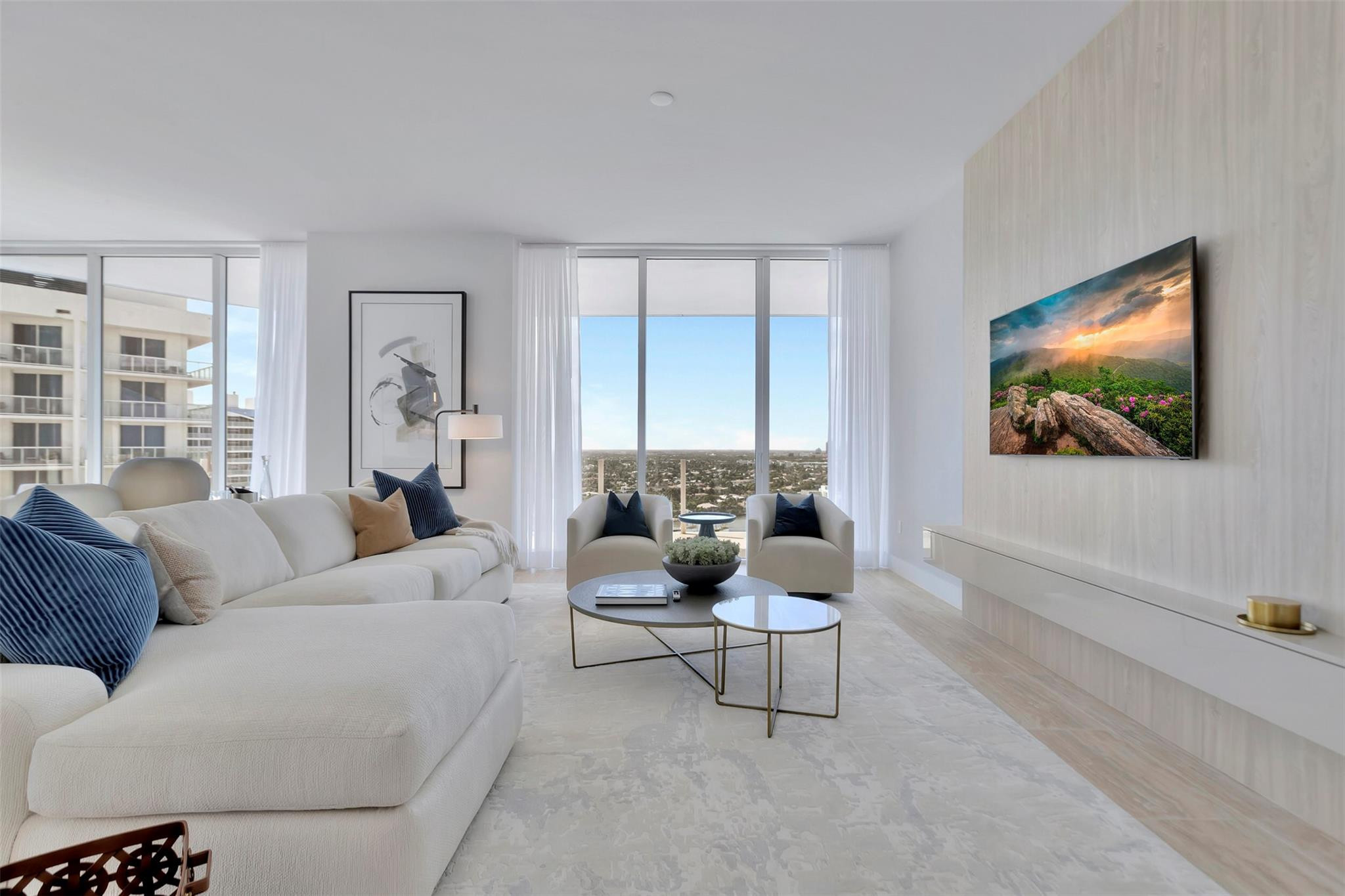 525 N Fort Lauderdale Bch #1903 Fort Lauderdale, FL 33304