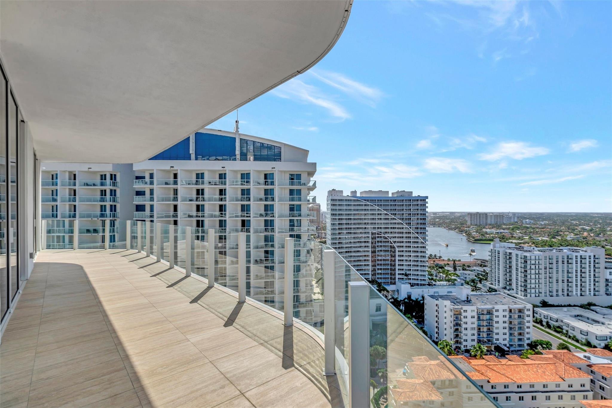 525 N Fort Lauderdale Bch #1903 Fort Lauderdale, FL 33304