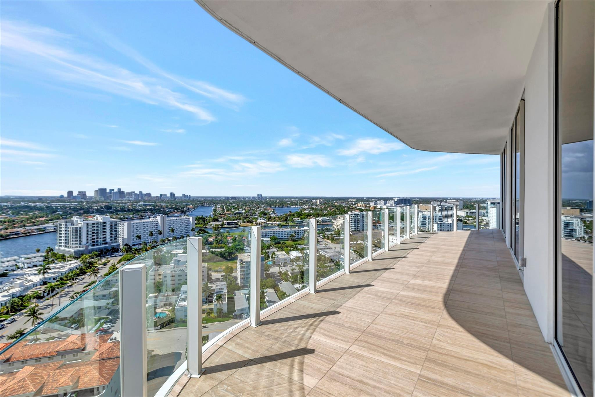 525 N Fort Lauderdale Bch #1903 Fort Lauderdale, FL 33304