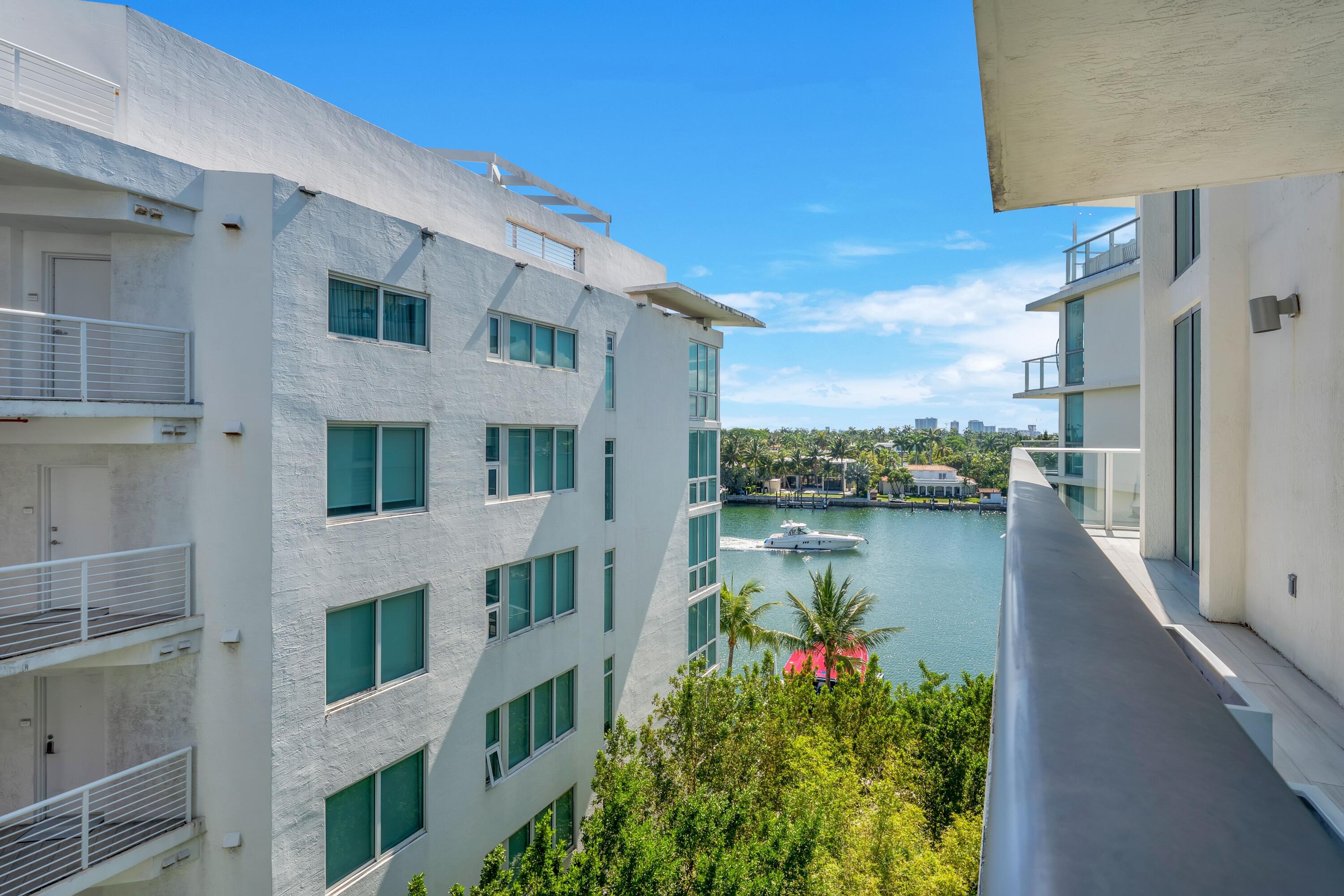 6620 Indian Crk #602 Miami Beach, FL 33141