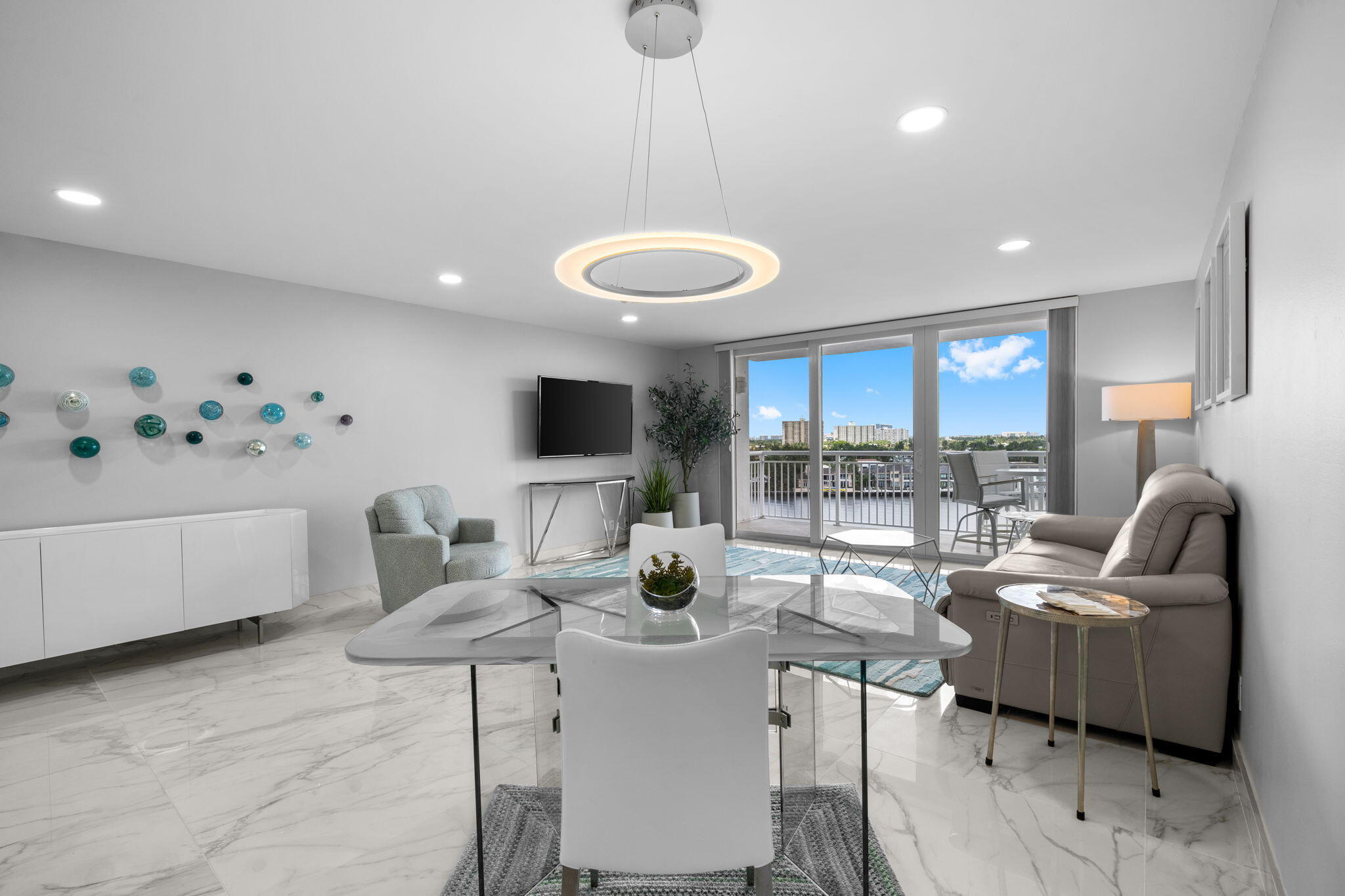 511 Bayshore #910