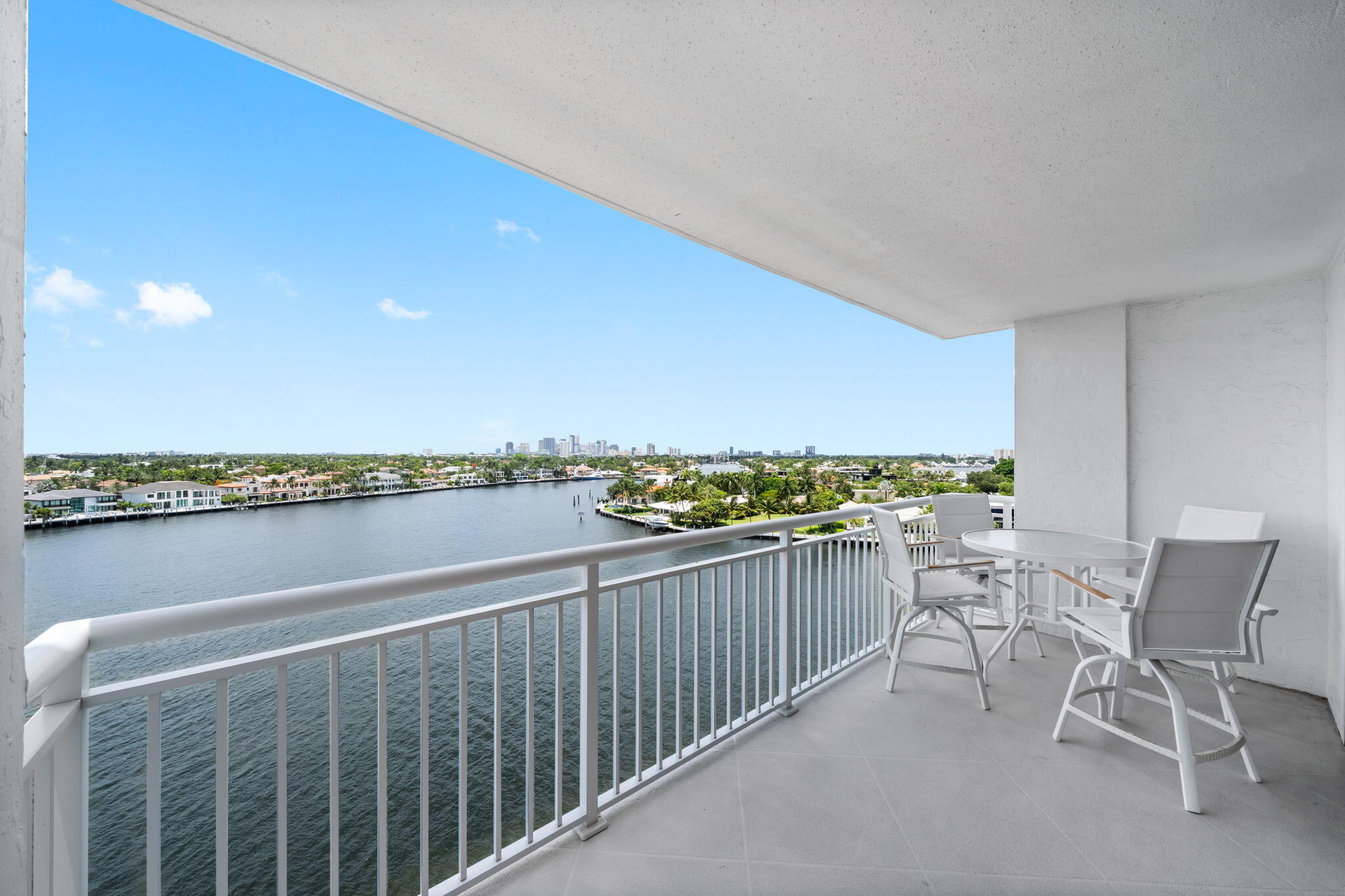 511 Bayshore #910 Fort Lauderdale, FL 33304