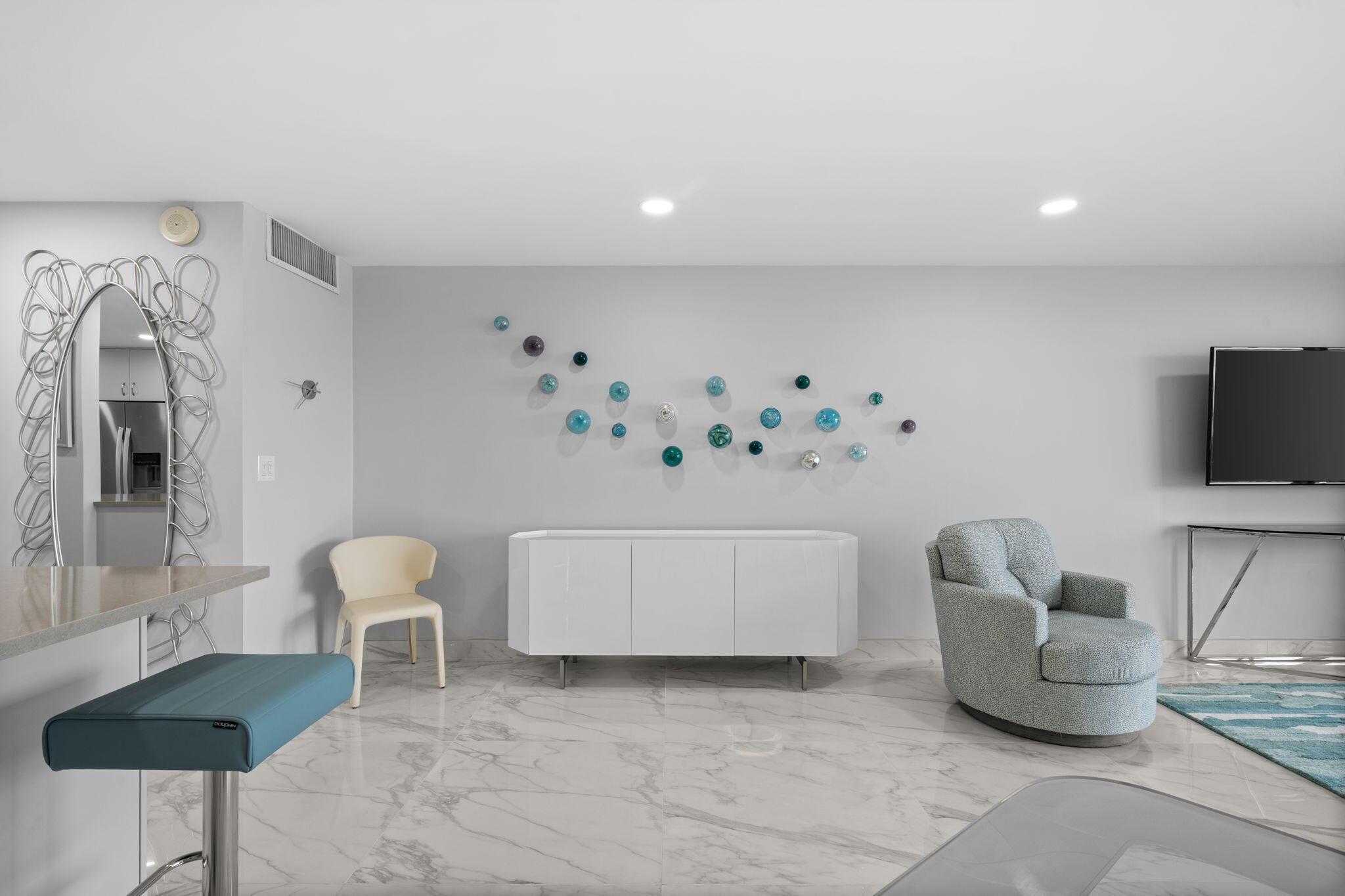 511 Bayshore #910 Fort Lauderdale, FL 33304