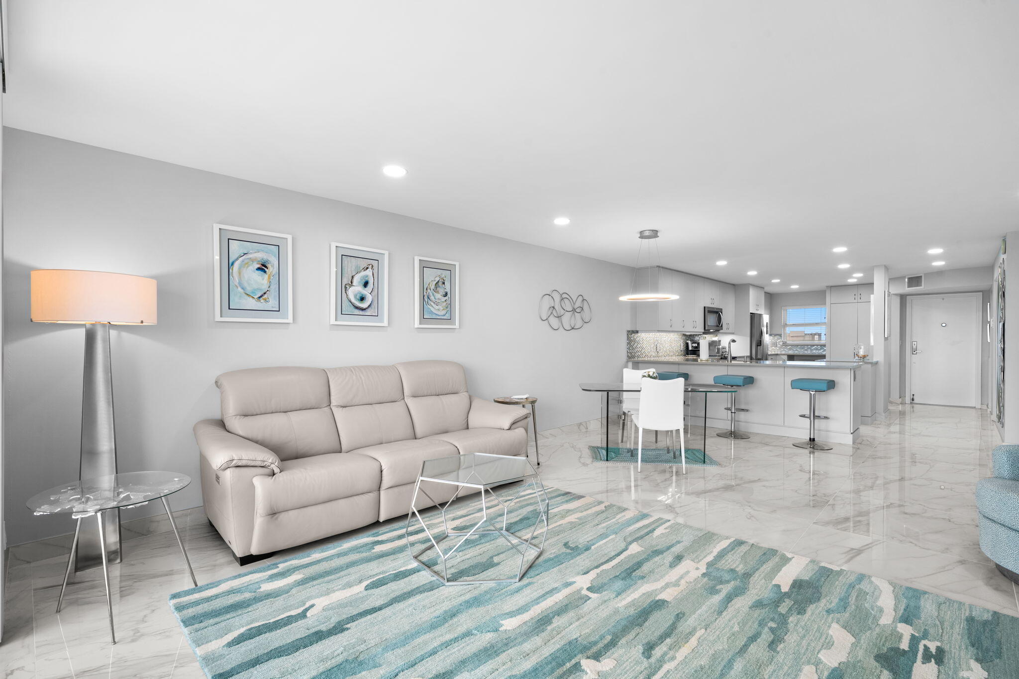 511 Bayshore #910 Fort Lauderdale, FL 33304