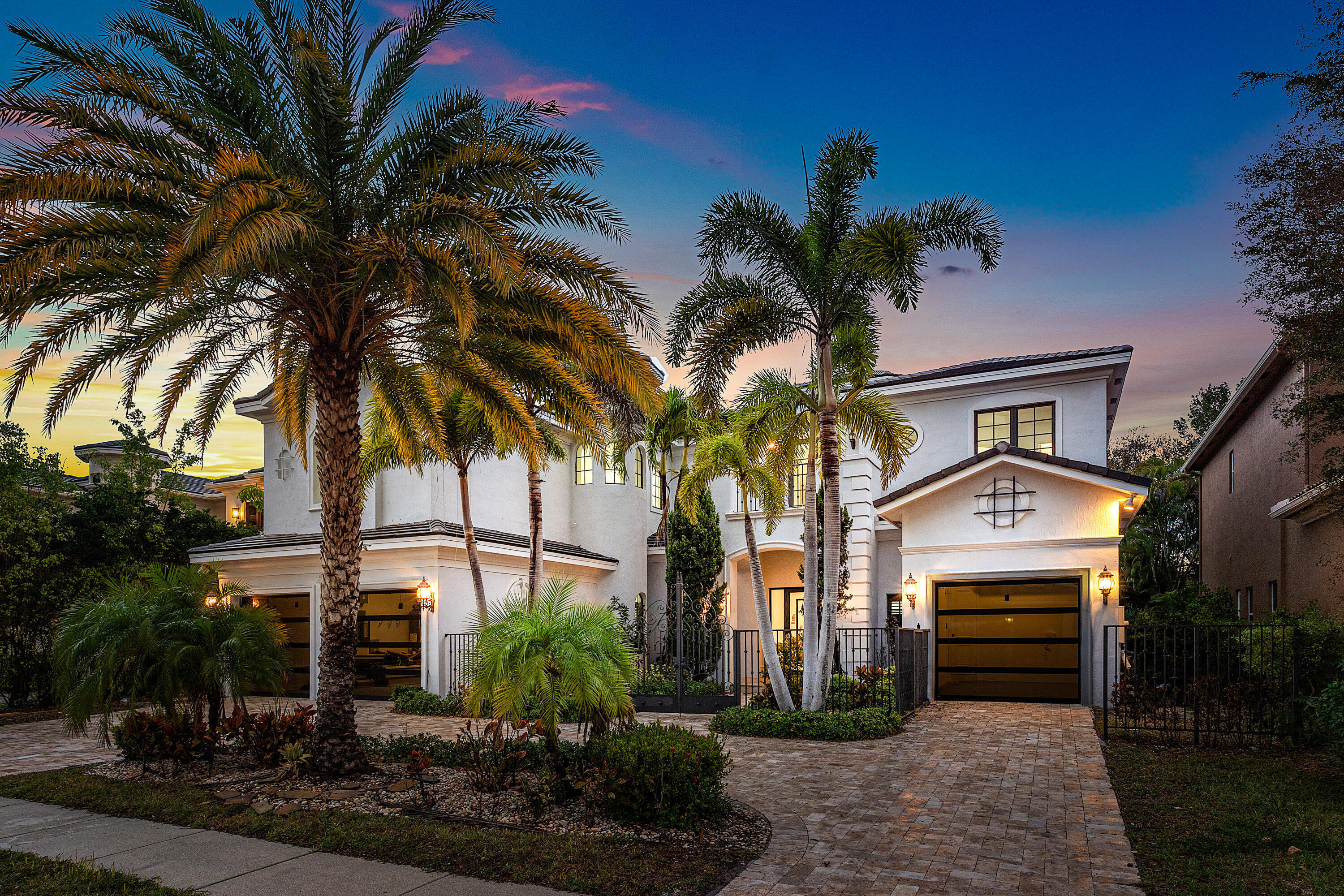 17606 Circle Pond