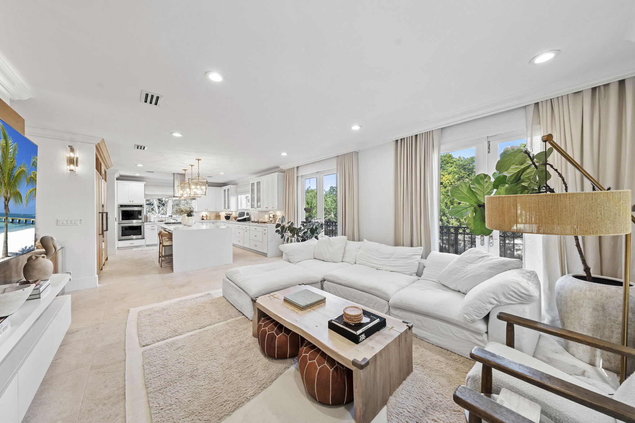 2765 Brickell Miami, FL 33129