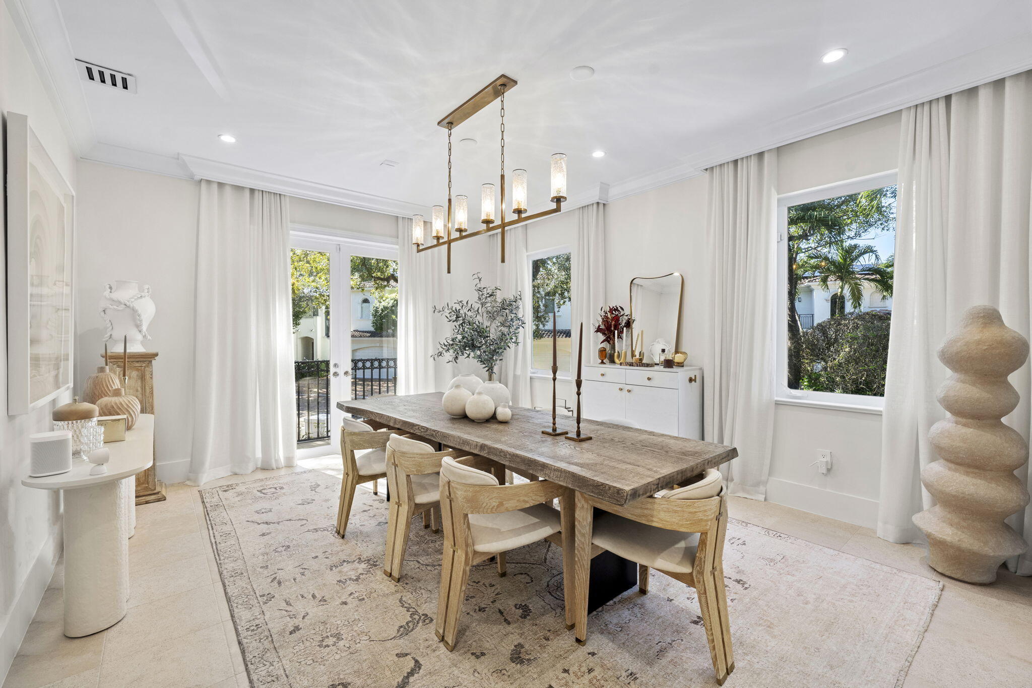 2765 Brickell Miami, FL 33129