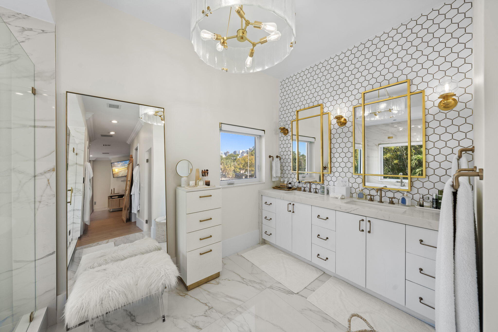 2765 Brickell Miami, FL 33129