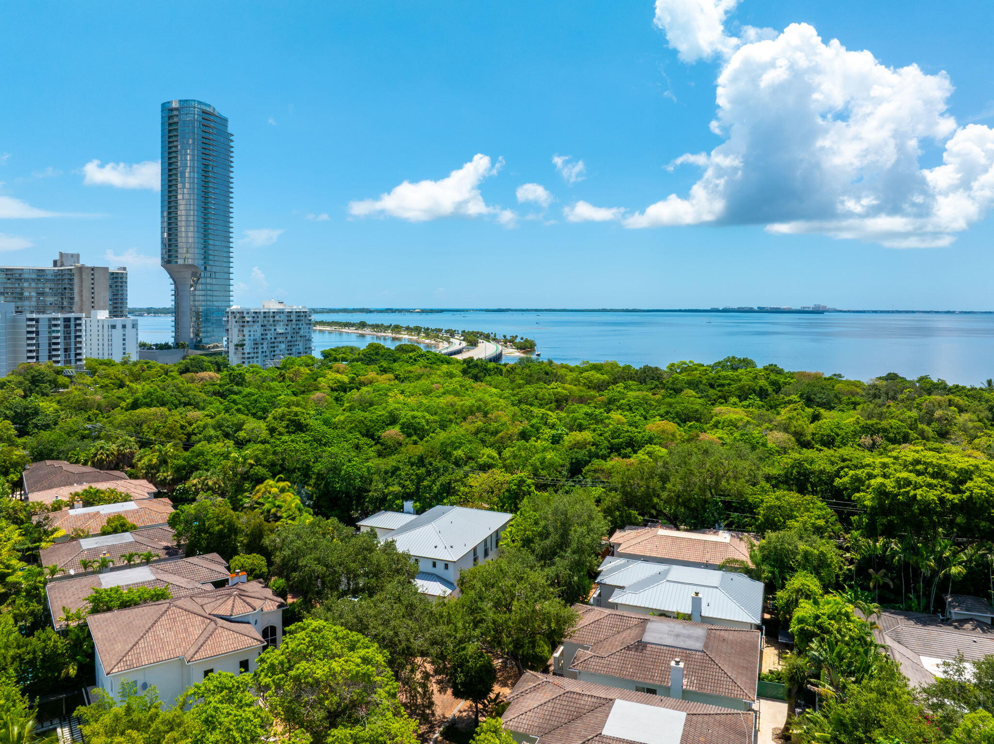 2765 Brickell Miami, FL 33129