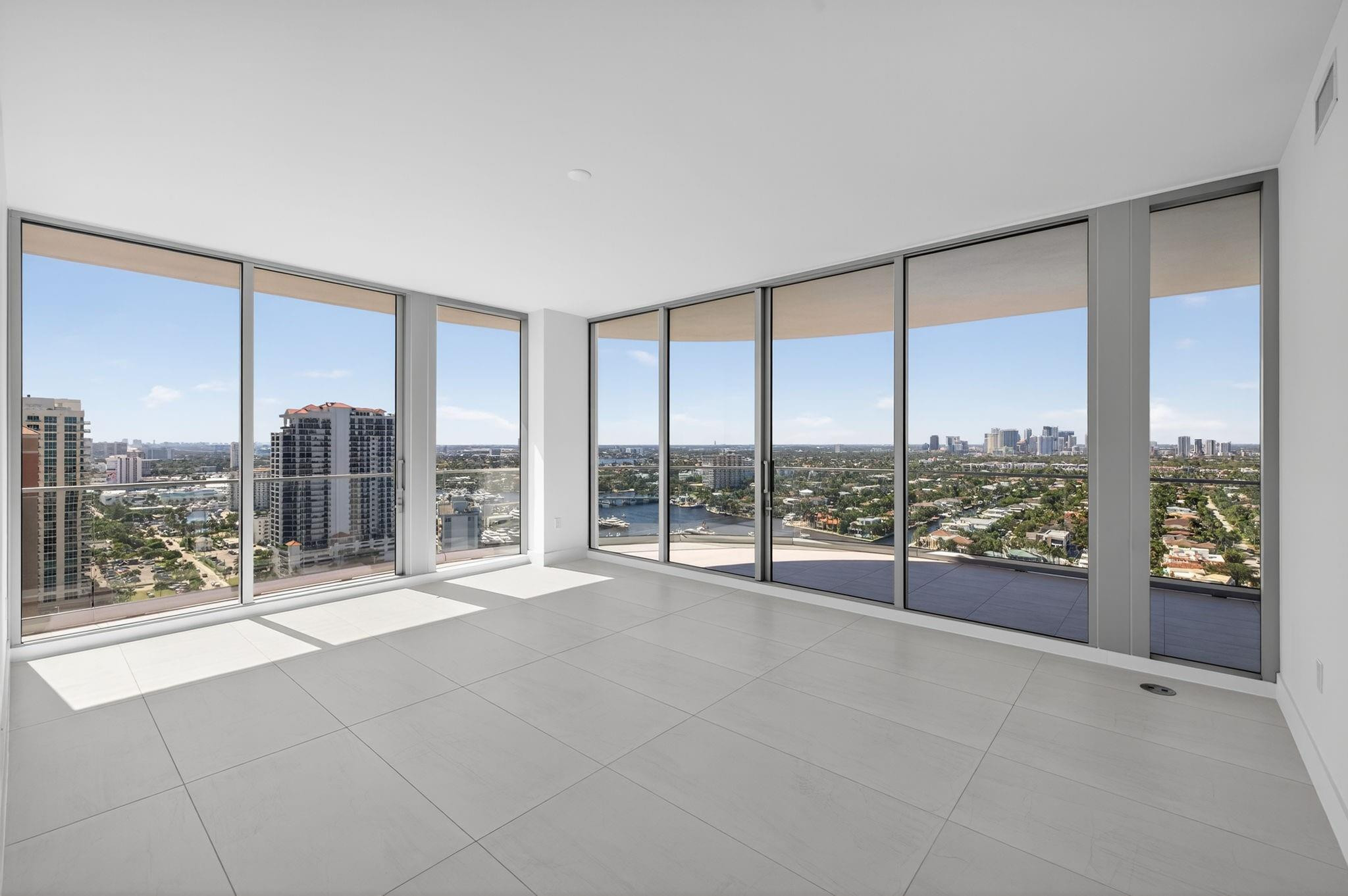 153 N Seabreeze #2202-S Fort Lauderdale, FL 33304