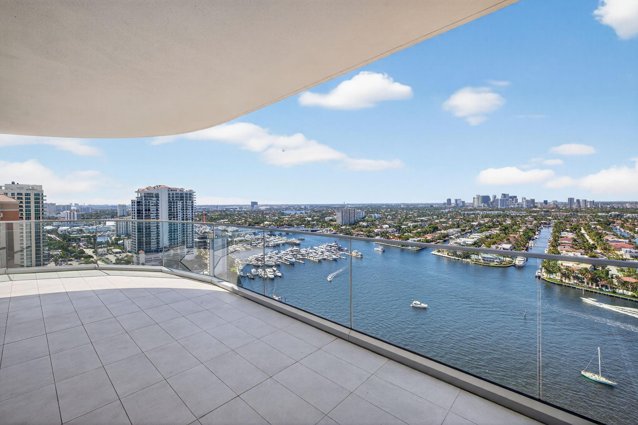 153 N Seabreeze #2202-S Fort Lauderdale, FL 33304
