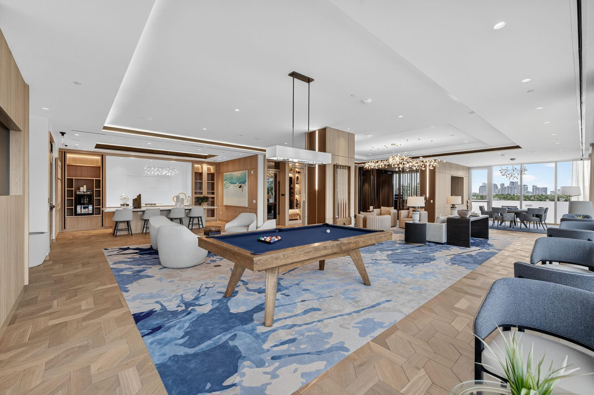 153 N Seabreeze #2202-S Fort Lauderdale, FL 33304
