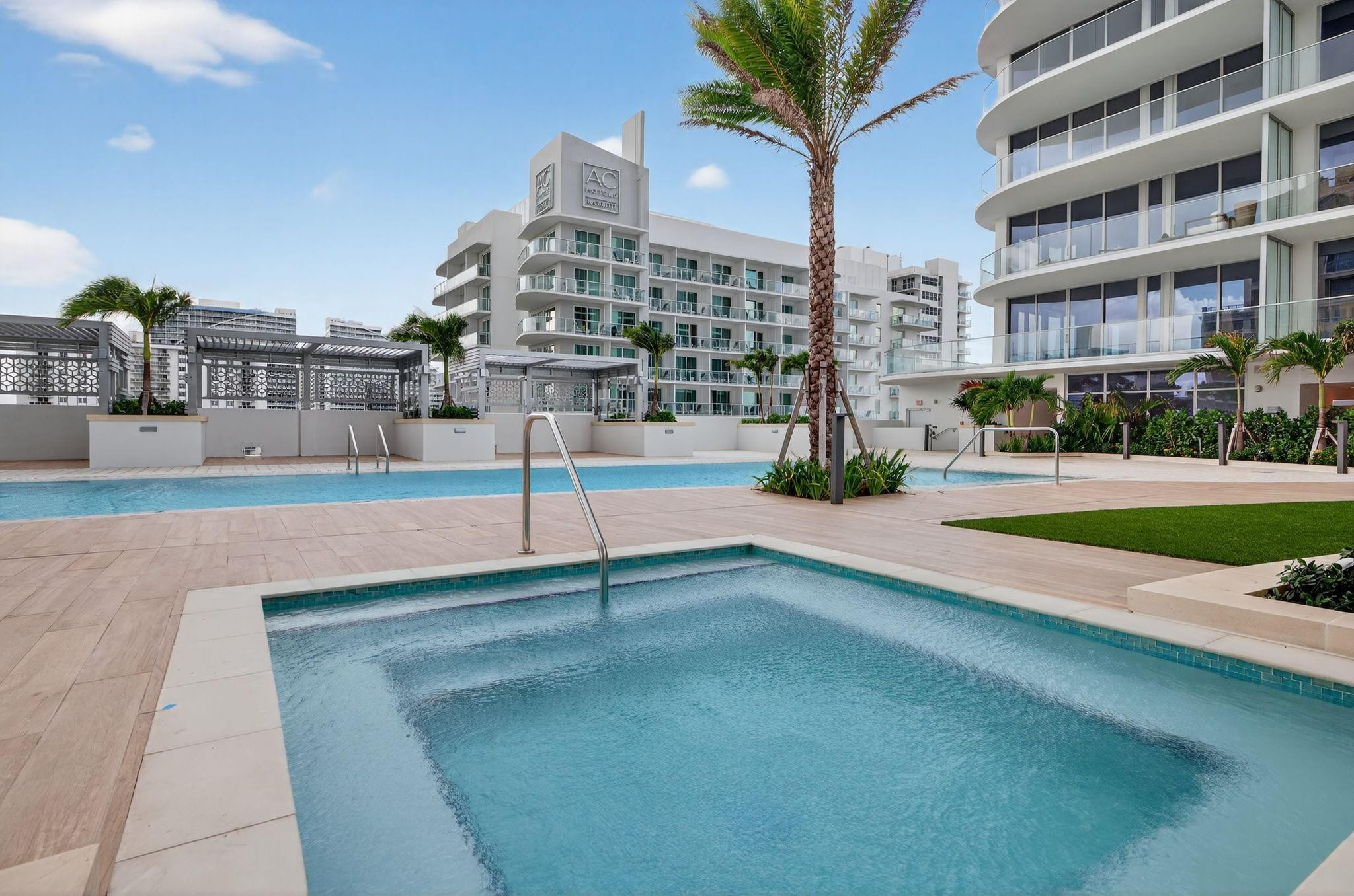 153 N Seabreeze #2202-S Fort Lauderdale, FL 33304