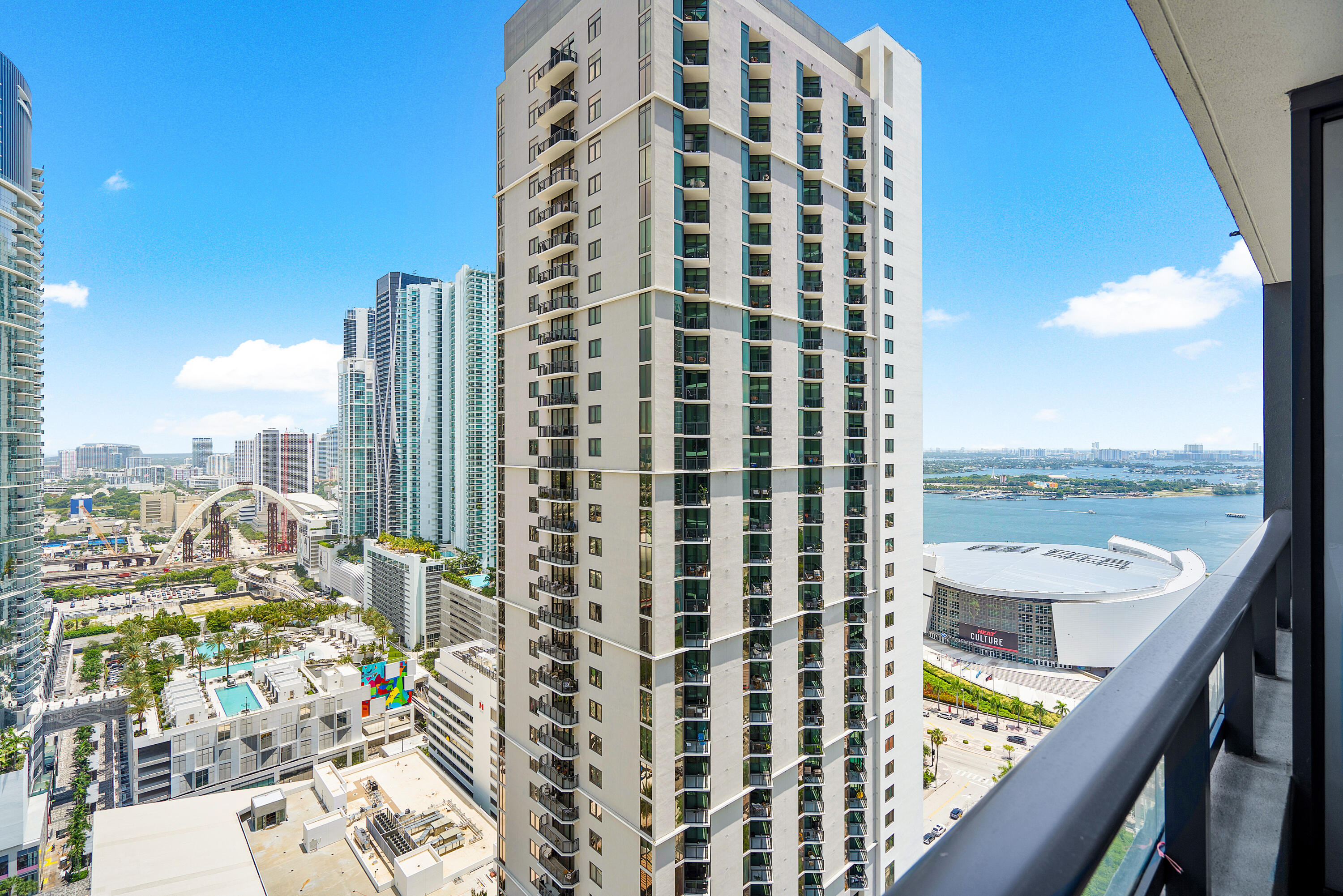 image Gale Miami Hotel & Residences0