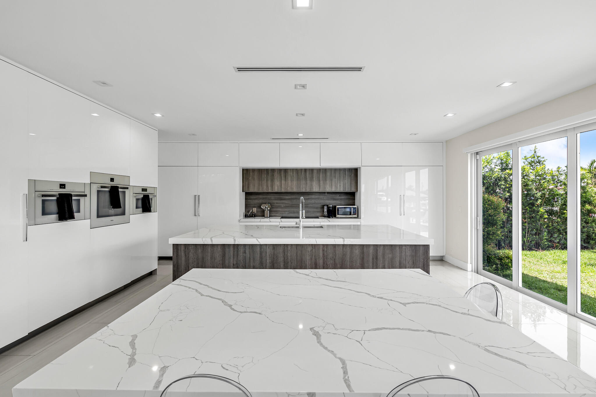 4921 NE 28th Lighthouse Point, FL 33064