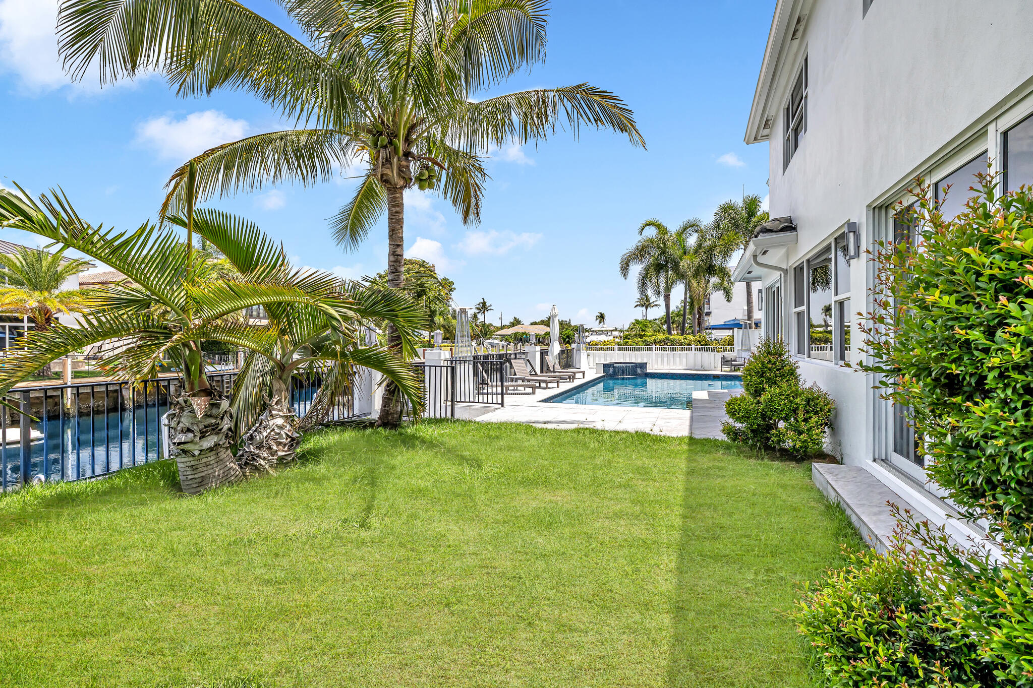 4921 NE 28th Lighthouse Point, FL 33064