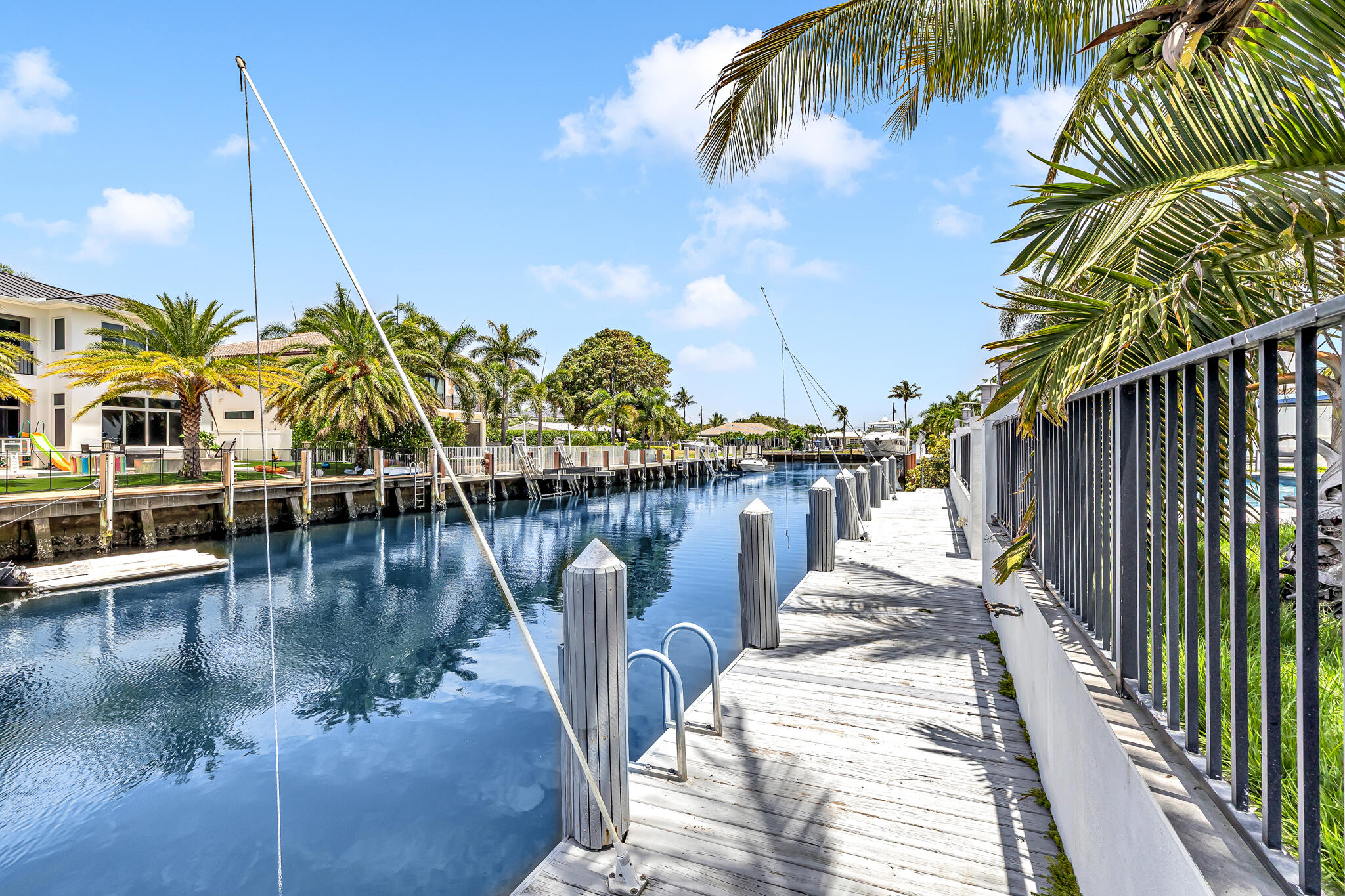 4921 NE 28th Lighthouse Point, FL 33064