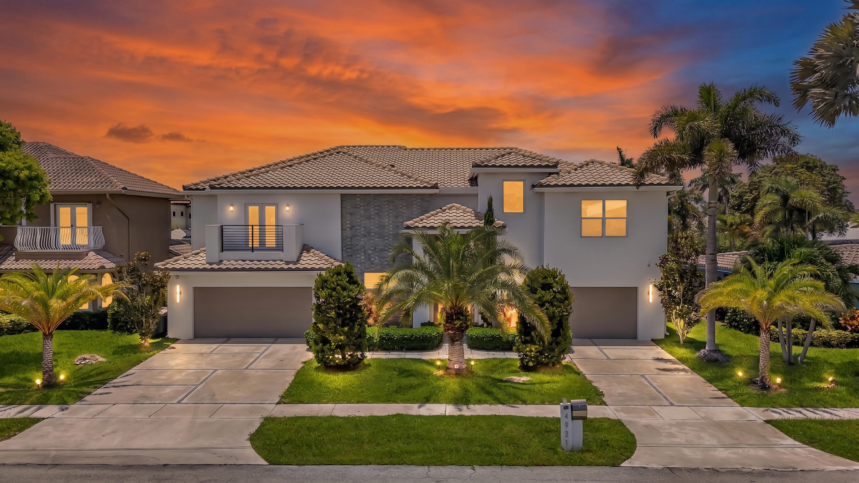 4921 NE 28th Lighthouse Point, FL 33064