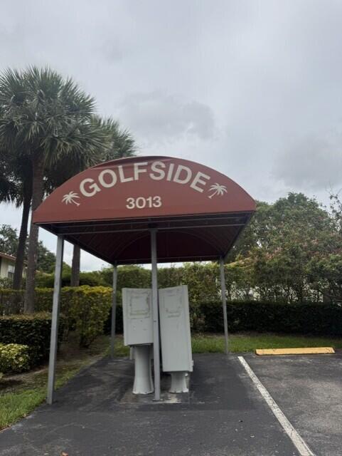 3031 Holiday Spgs #202-7 Margate, FL 33063