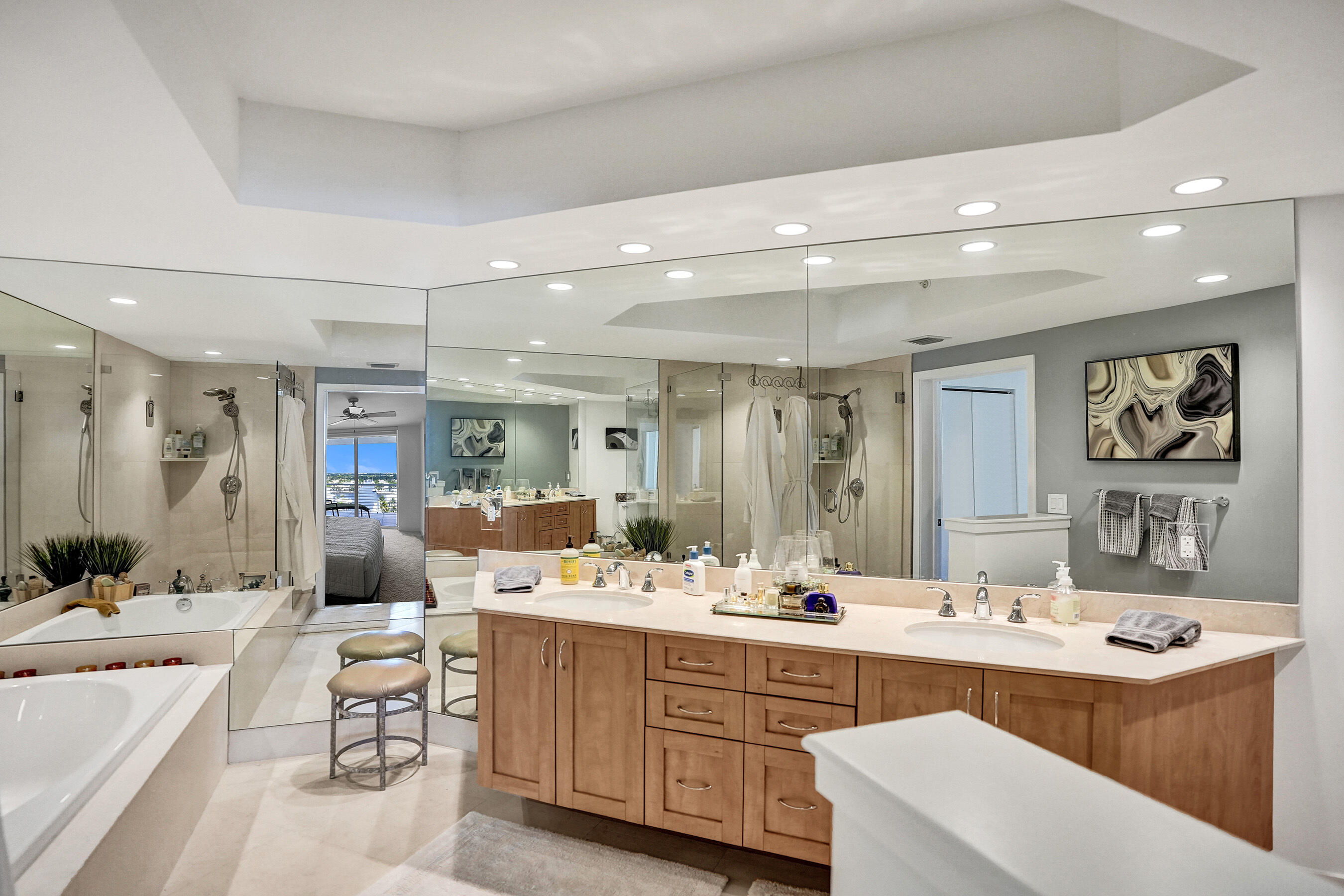 2831 N Ocean #1108 N Fort Lauderdale, FL 33308