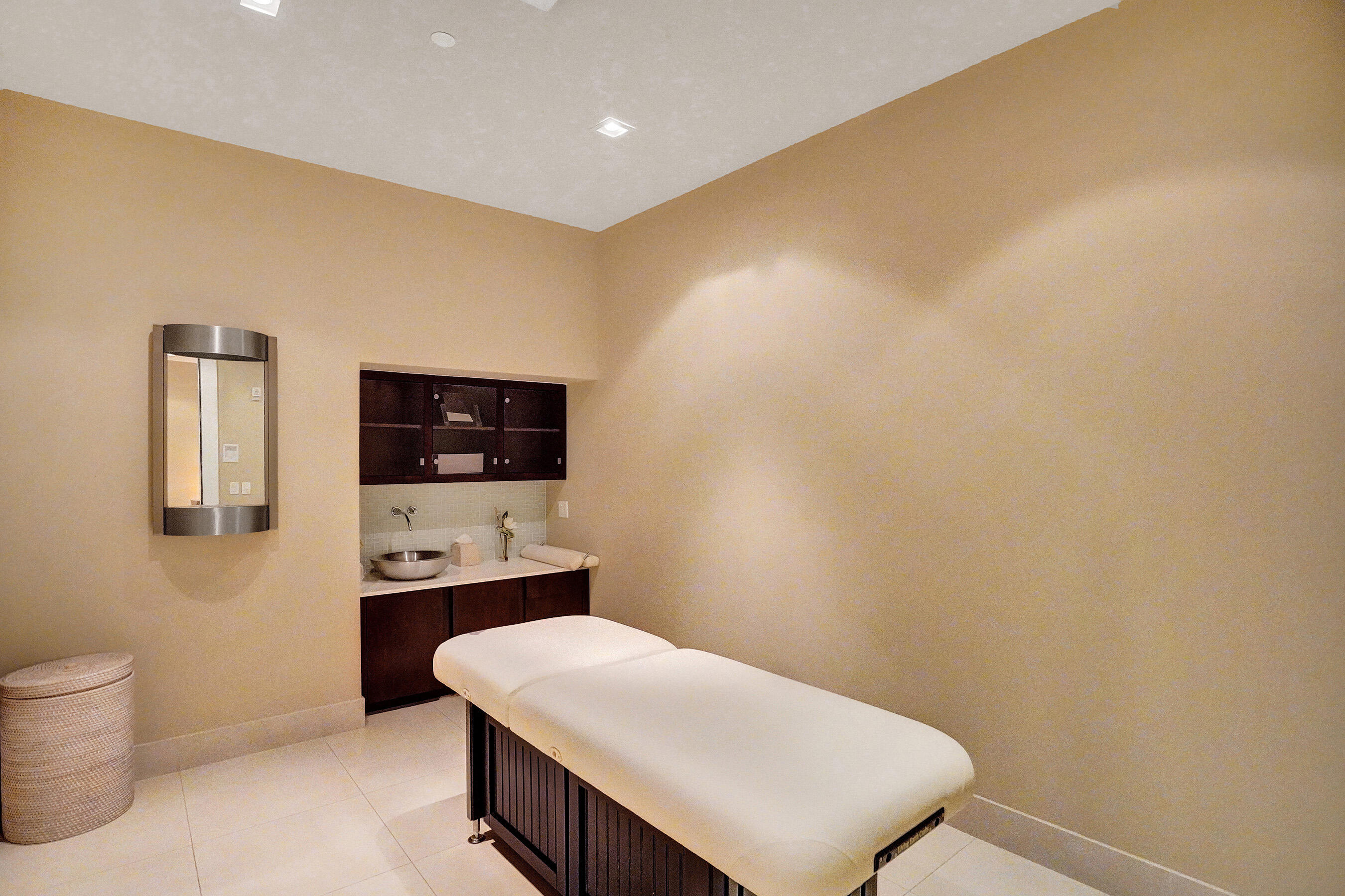 2831 N Ocean #1108 N Fort Lauderdale, FL 33308