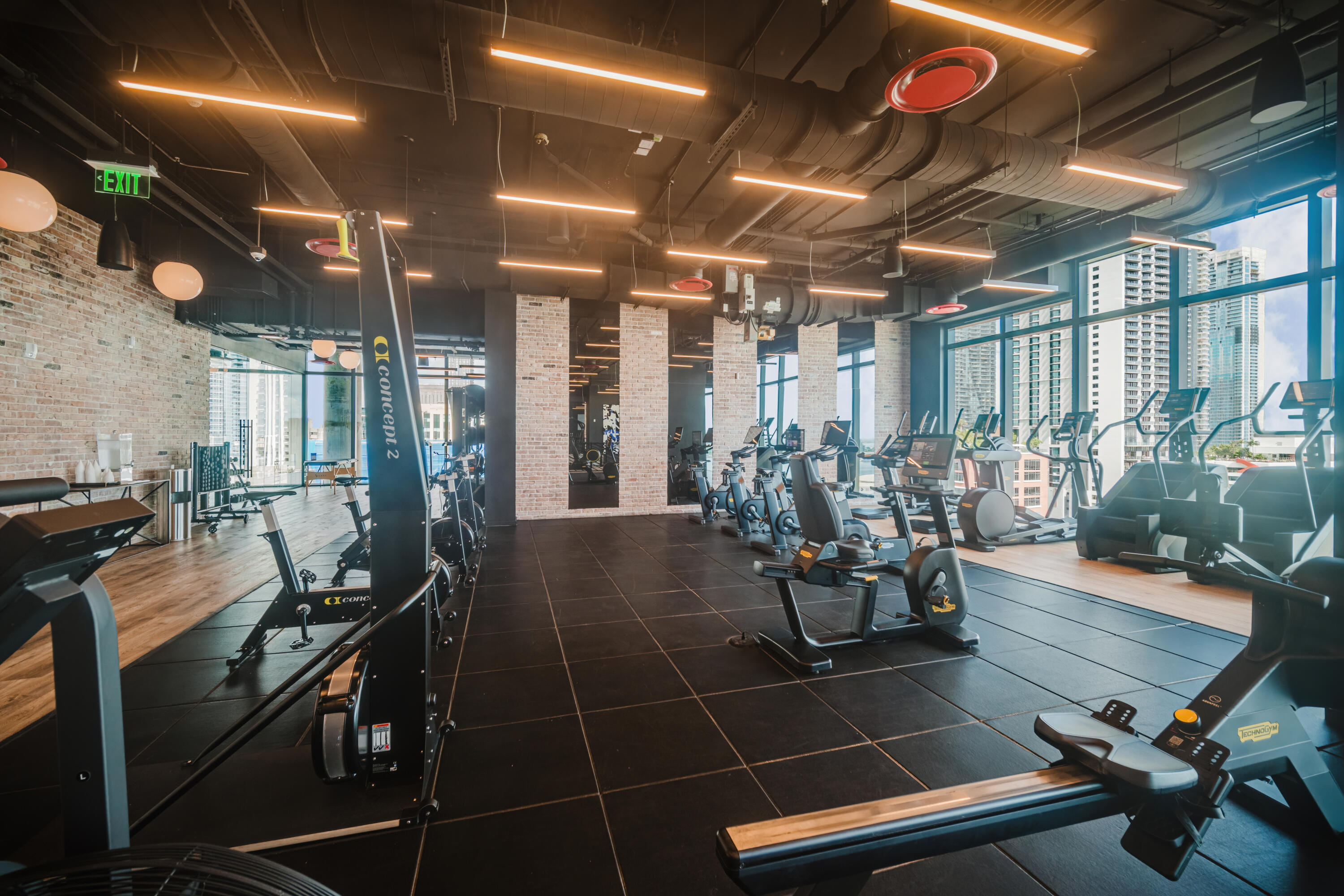 398 NE 5th #1515 Miami, FL 33132