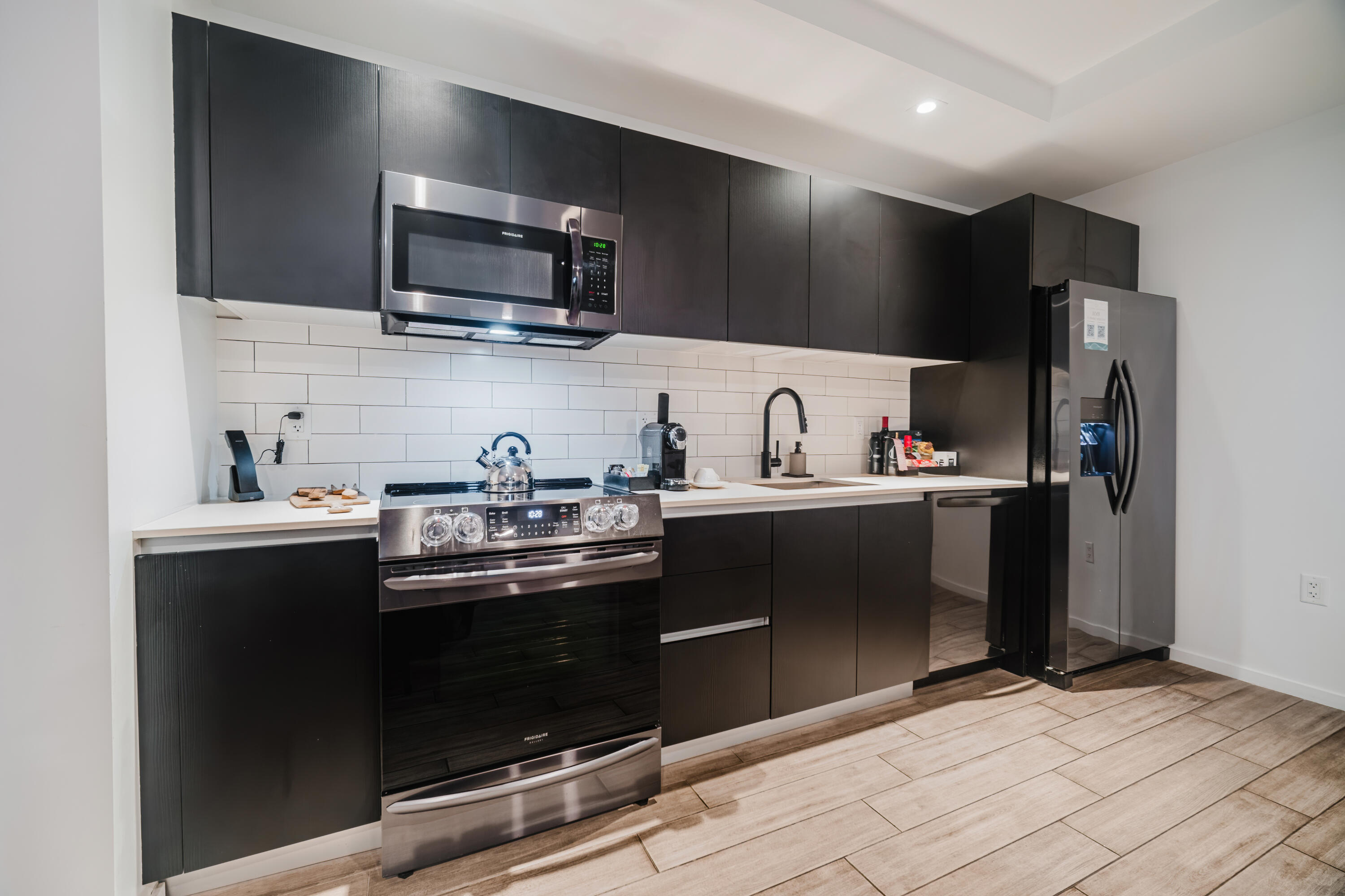 398 NE 5th #1515 Miami, FL 33132