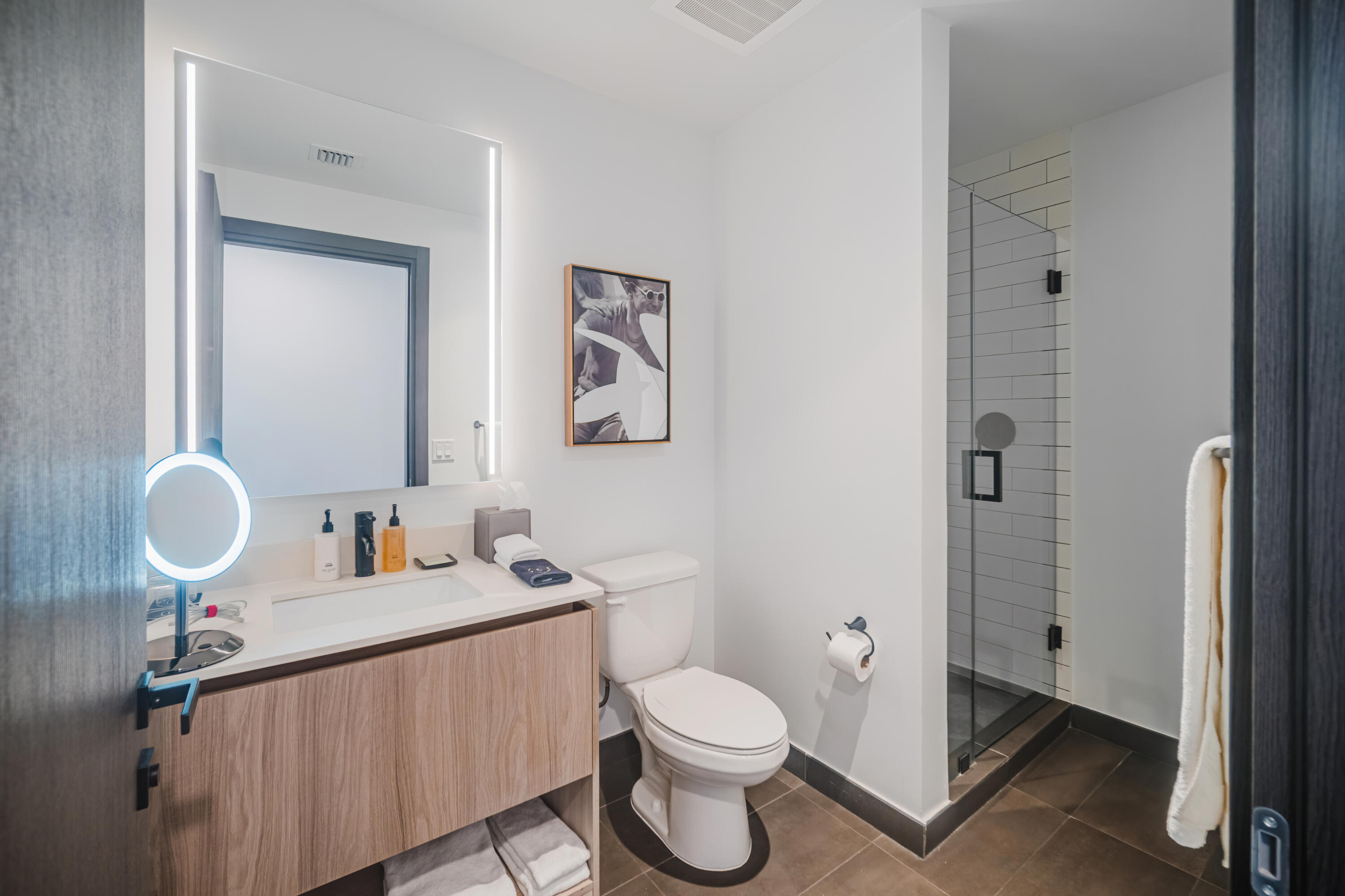 398 NE 5th #1515 Miami, FL 33132