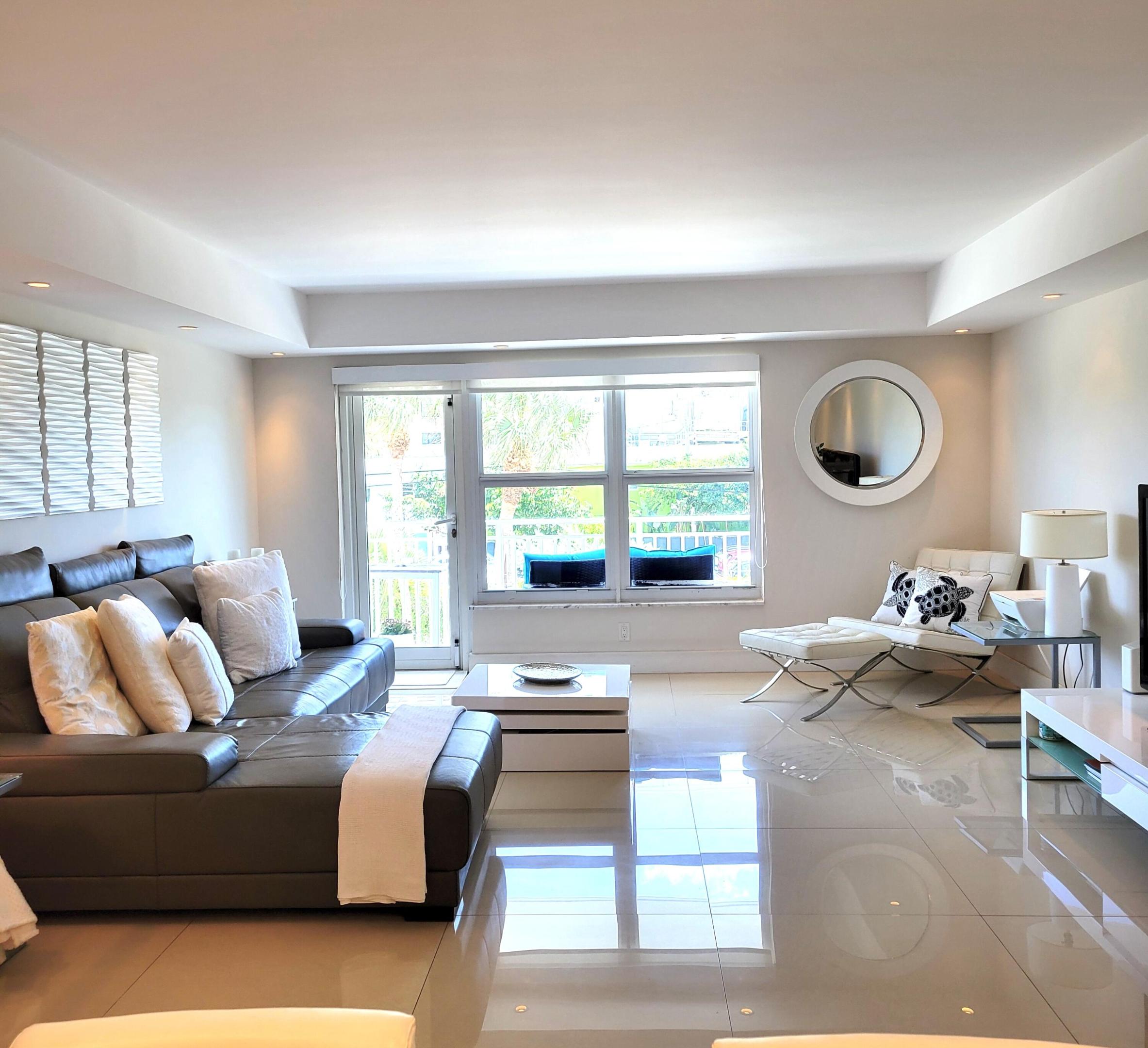 3000 E Sunrise Blvd #2B