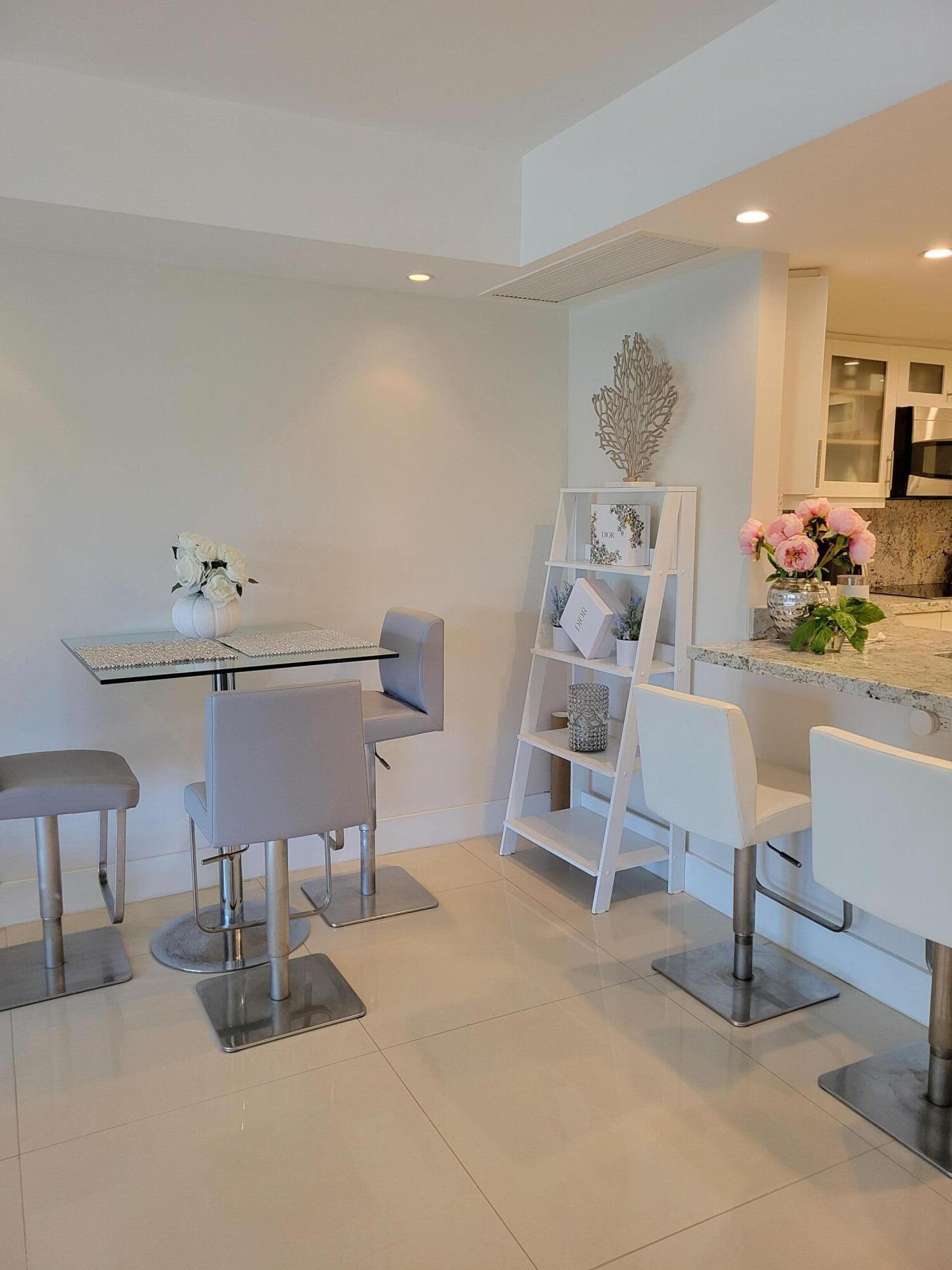 3000 E Sunrise Blvd #2B Fort Lauderdale, FL 33304