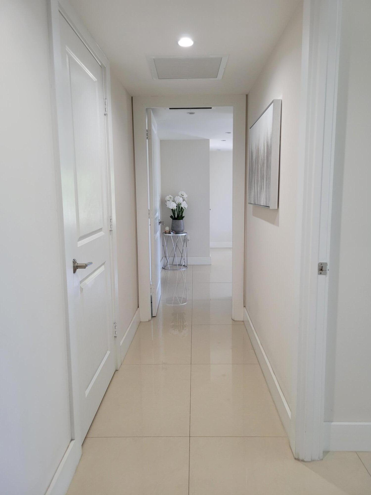 3000 E Sunrise Blvd #2B Fort Lauderdale, FL 33304