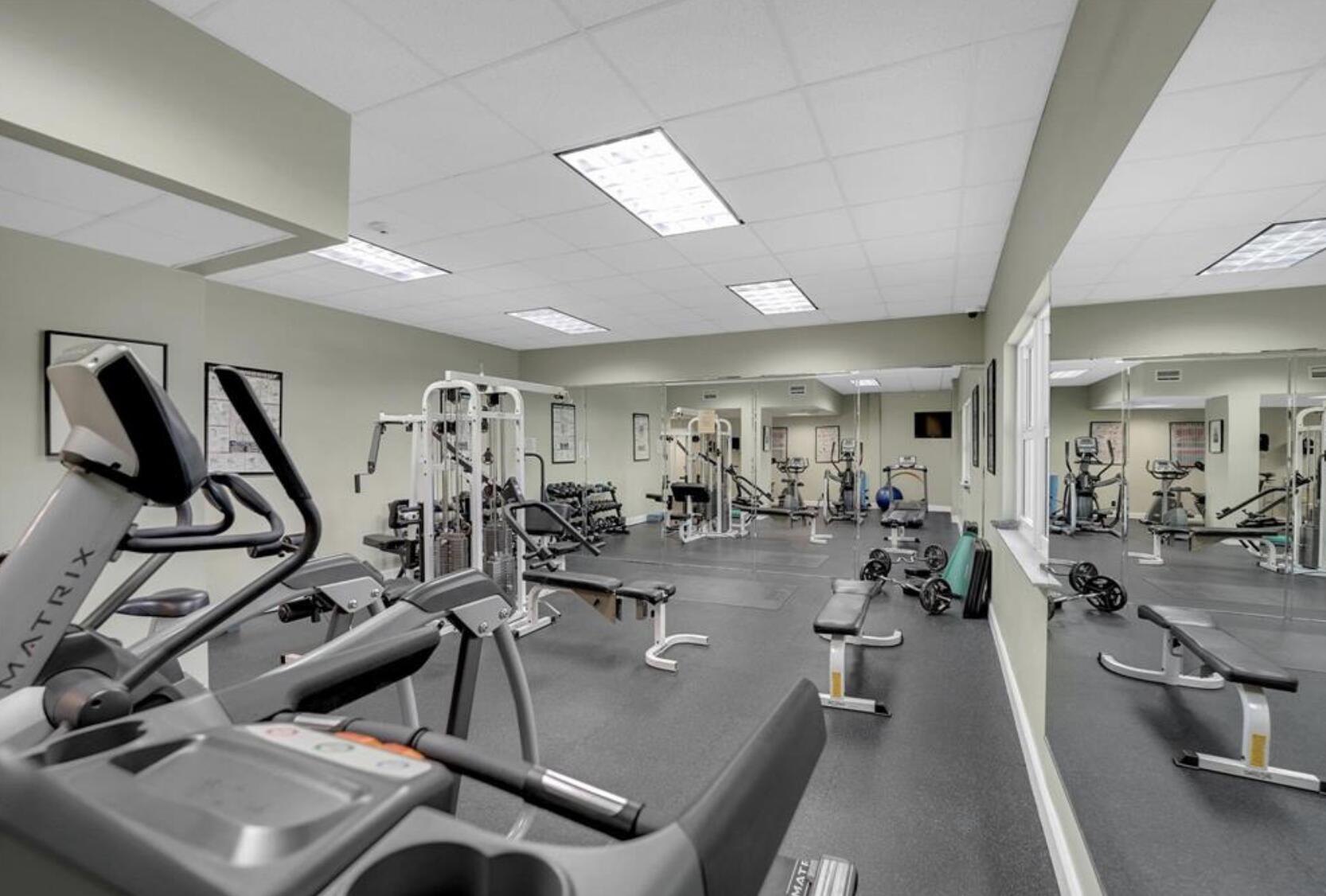 3000 E Sunrise Blvd #2B Fort Lauderdale, FL 33304