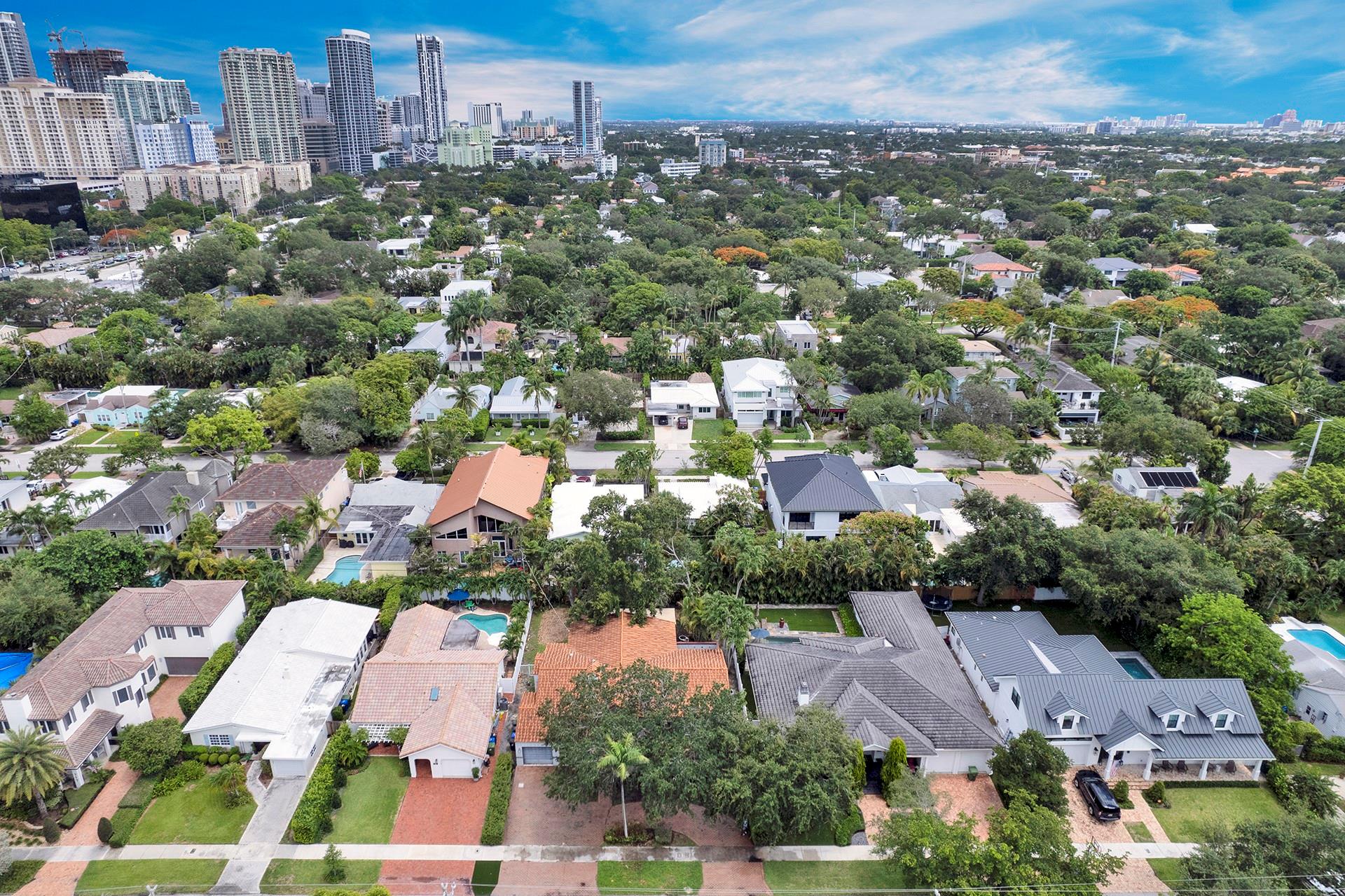 805 SE 10th St Fort Lauderdale, FL 33316