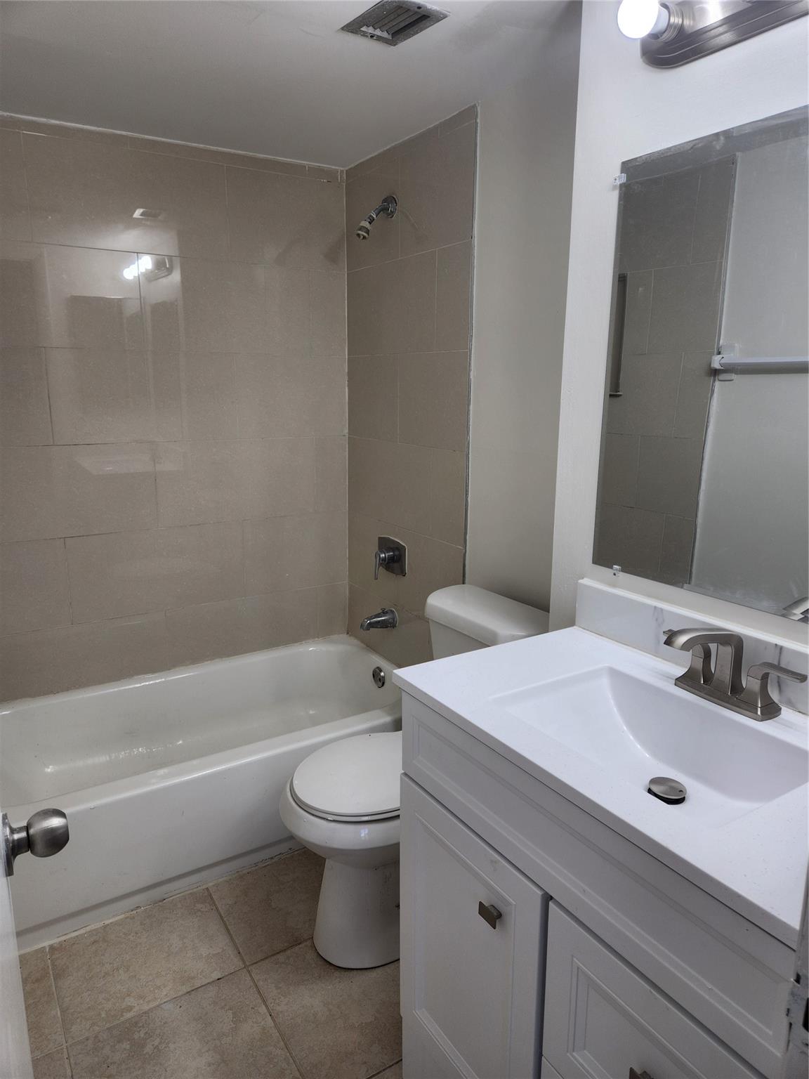 17890 W Dixie Hwy #619,North Miami Beach, FL 33160