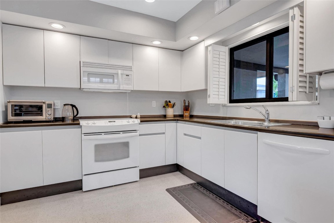 1950 Harbourview Fort Lauderdale, FL 33316