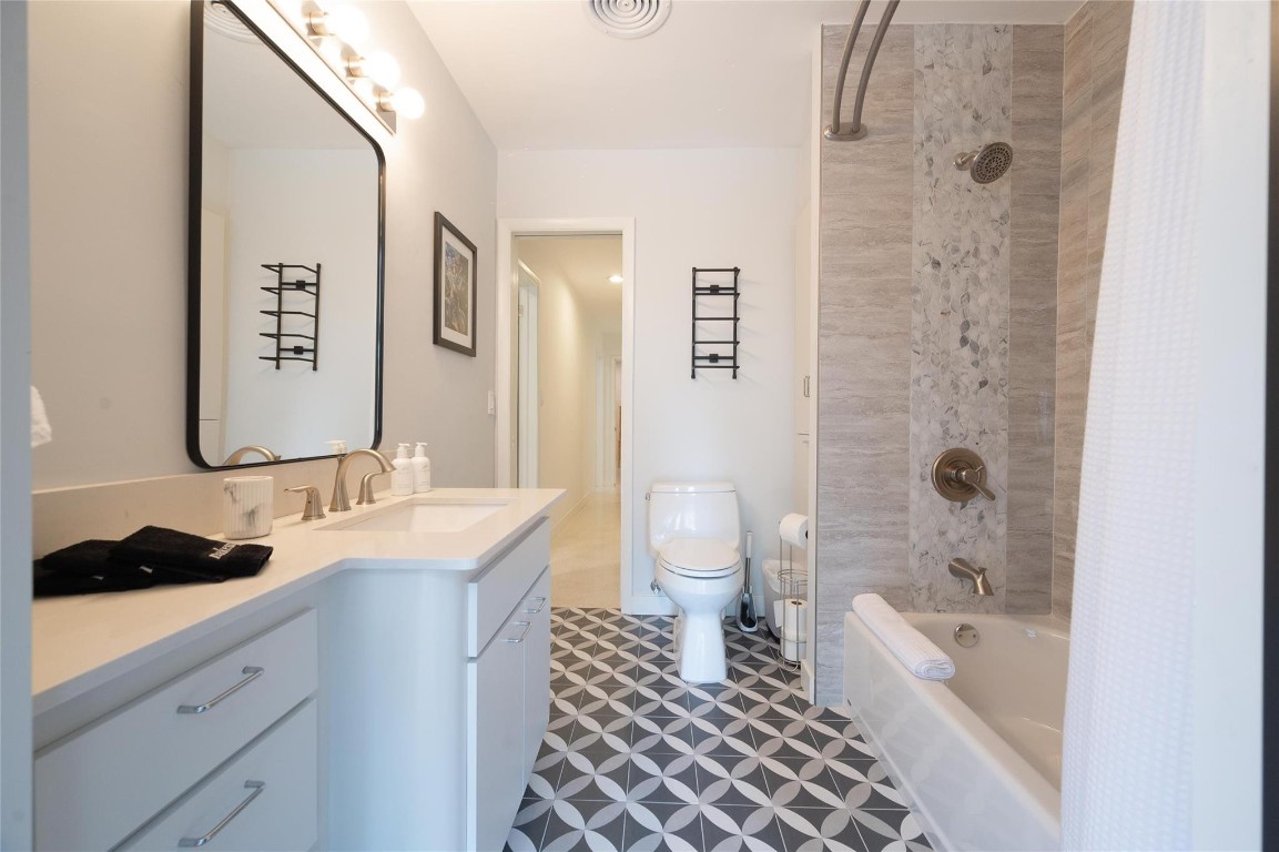 1950 Harbourview Fort Lauderdale, FL 33316