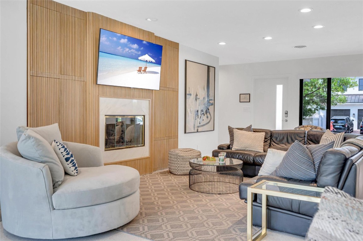 1950 Harbourview Fort Lauderdale, FL 33316